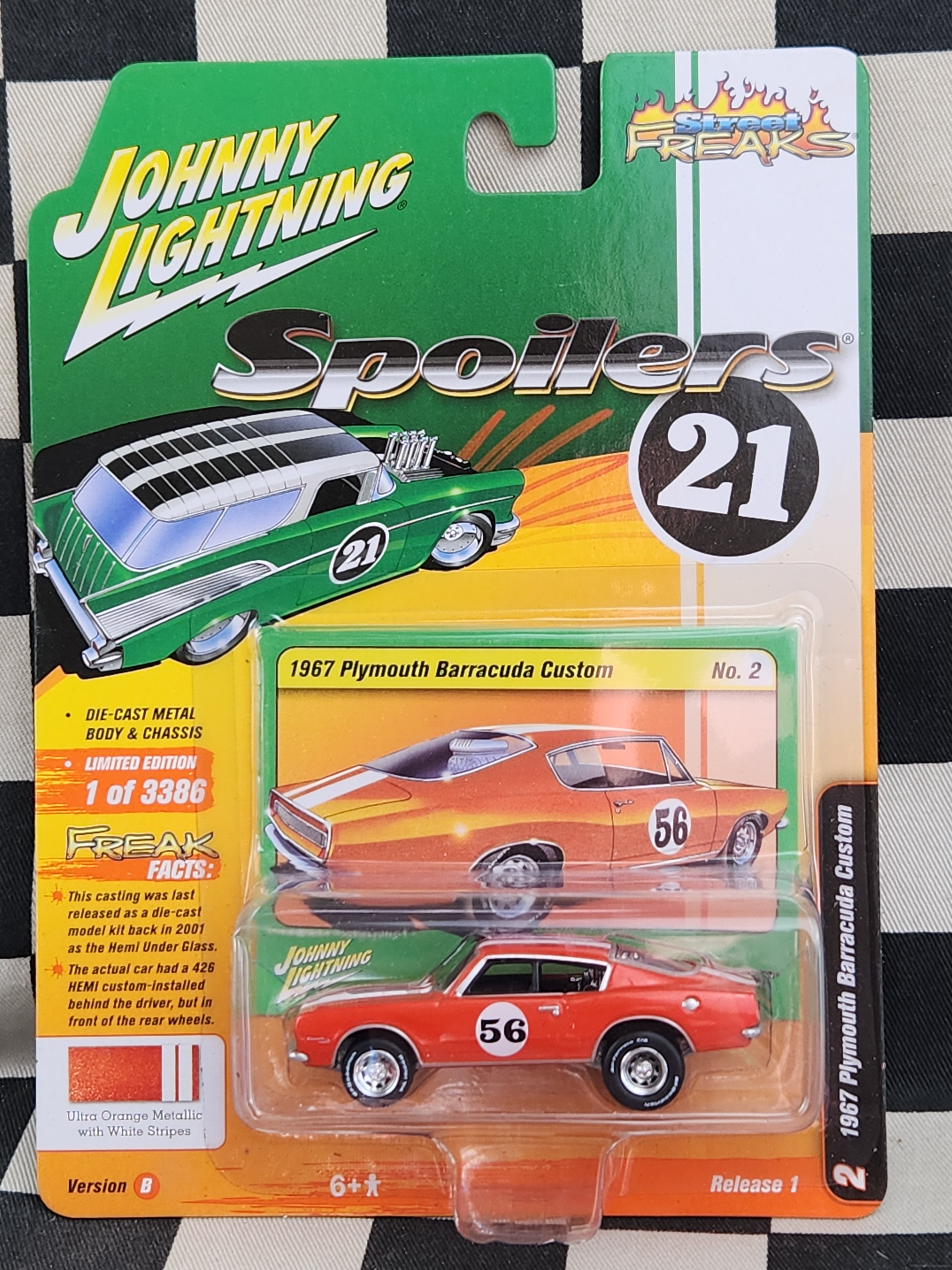 Johnny Lightning Spoilers 1967 Plymouth Barracuda Metallic Ultra Orange 1/2000