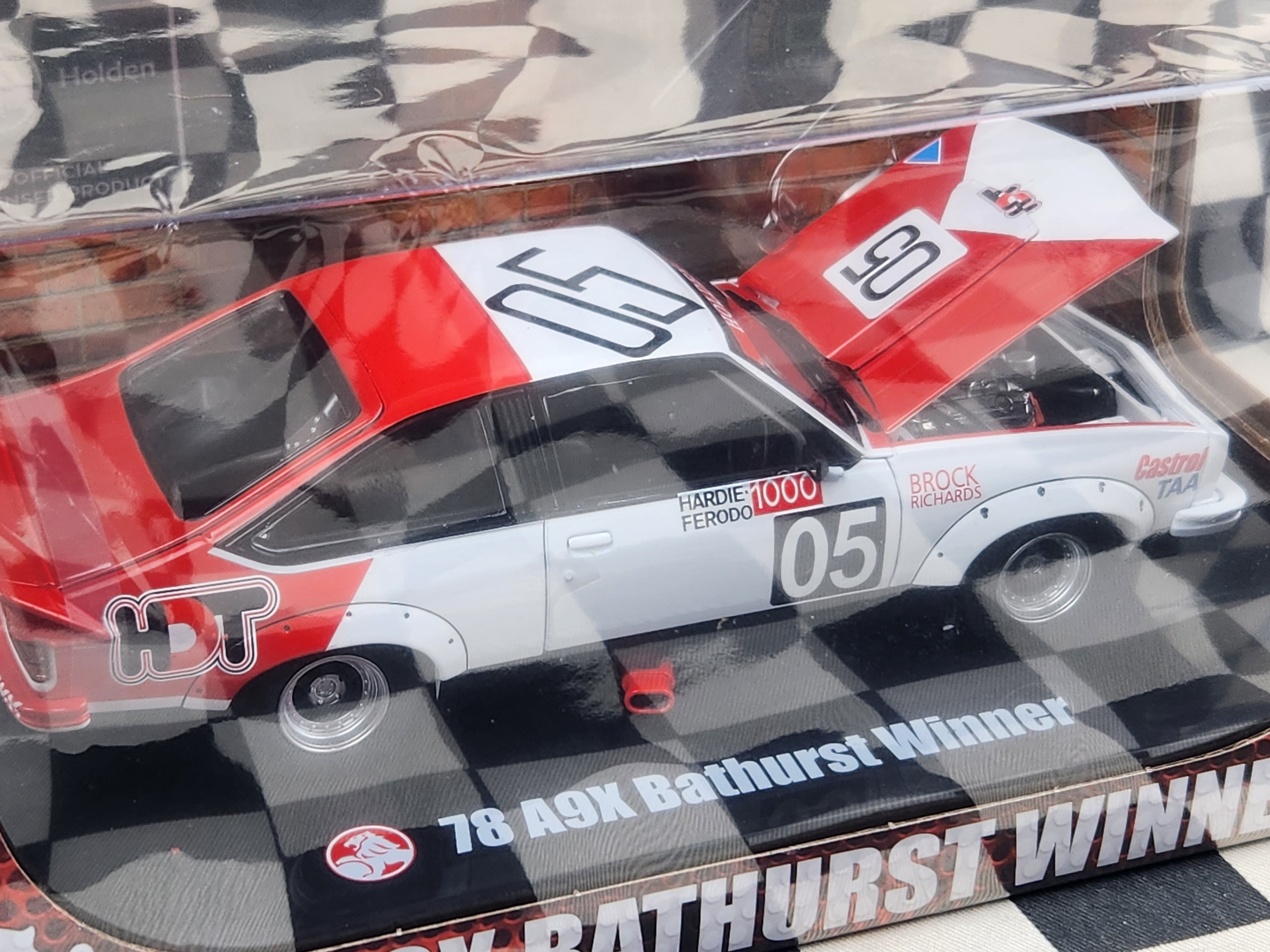 DDA Collectibles 1:24 Holden A9X Torana 78 Bathurst Winner Brock Detai ...