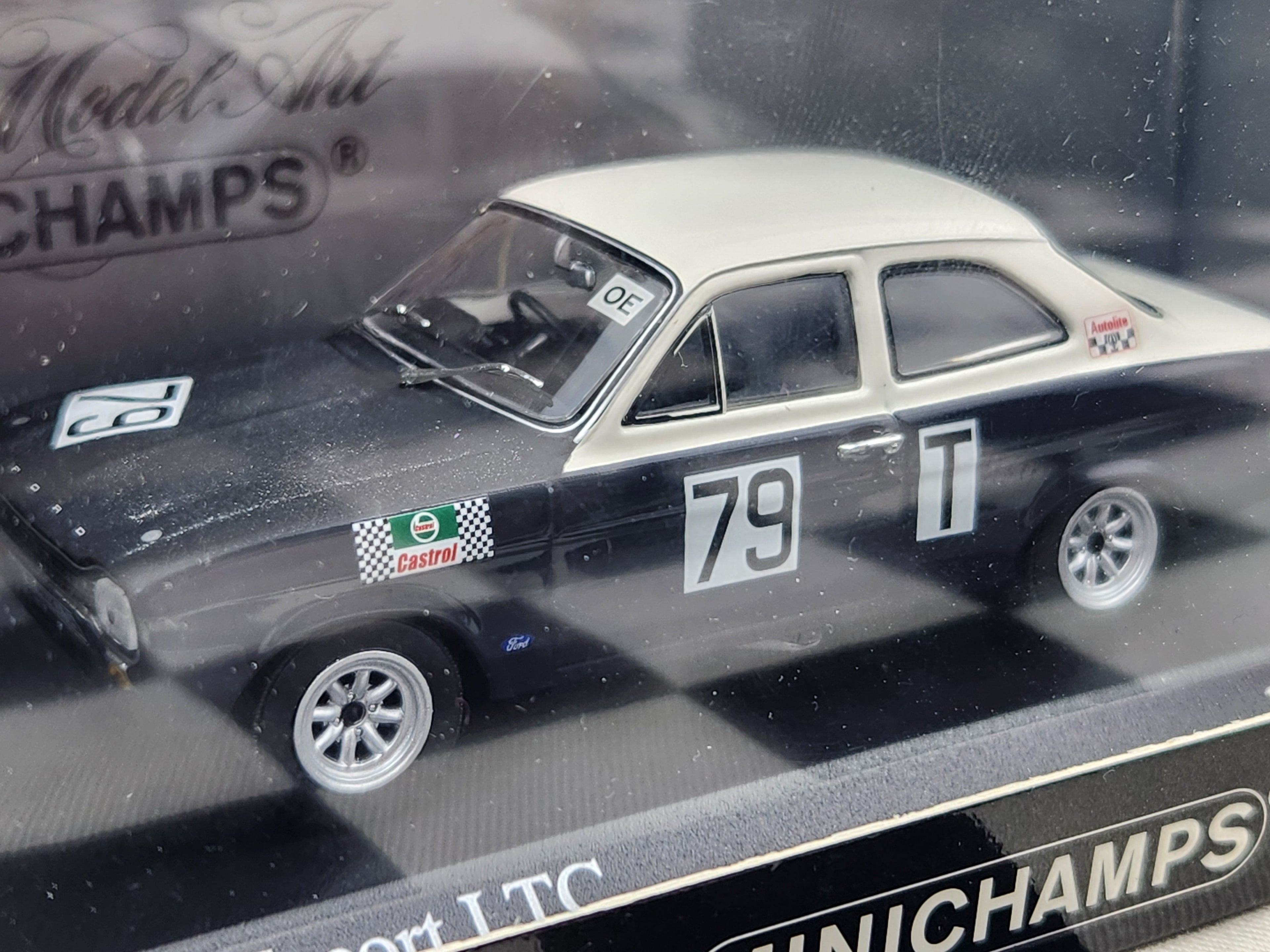 Minichamps 1:43 Ford Escort Mk1 TC 500km Nurburgring 1968 Rolf Stommelen