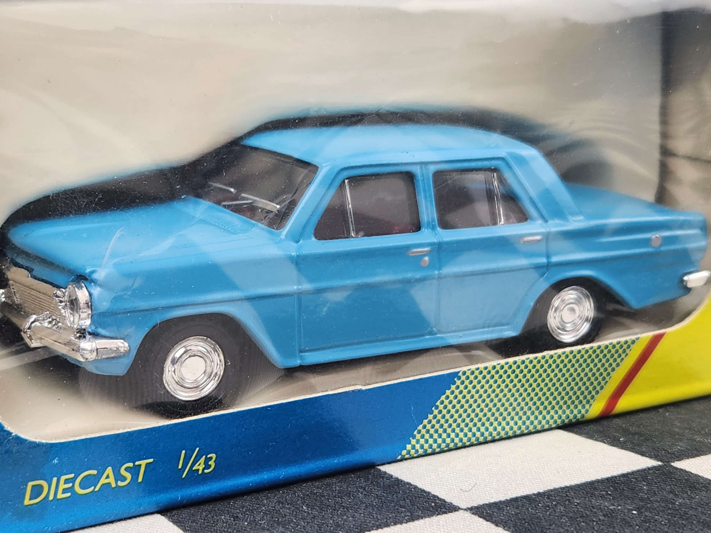 Trax 1:43 EH Holden Sedan Blue 8010