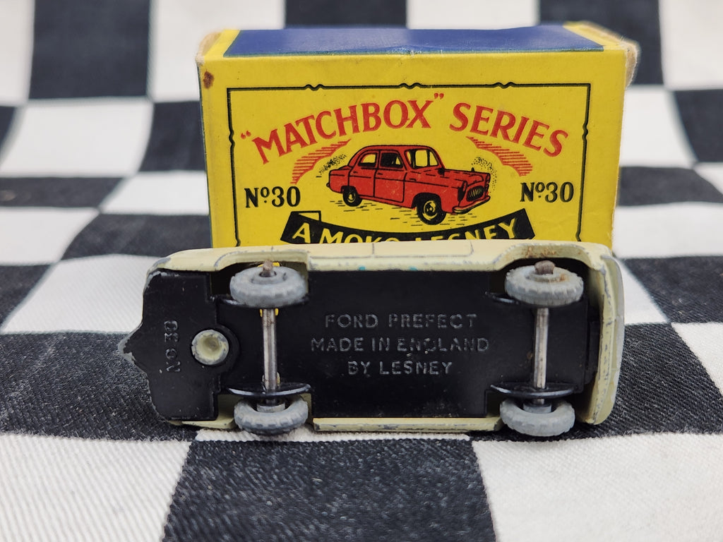 Matchbox Lesney Moko No30 Ford Prefect in Original Box
