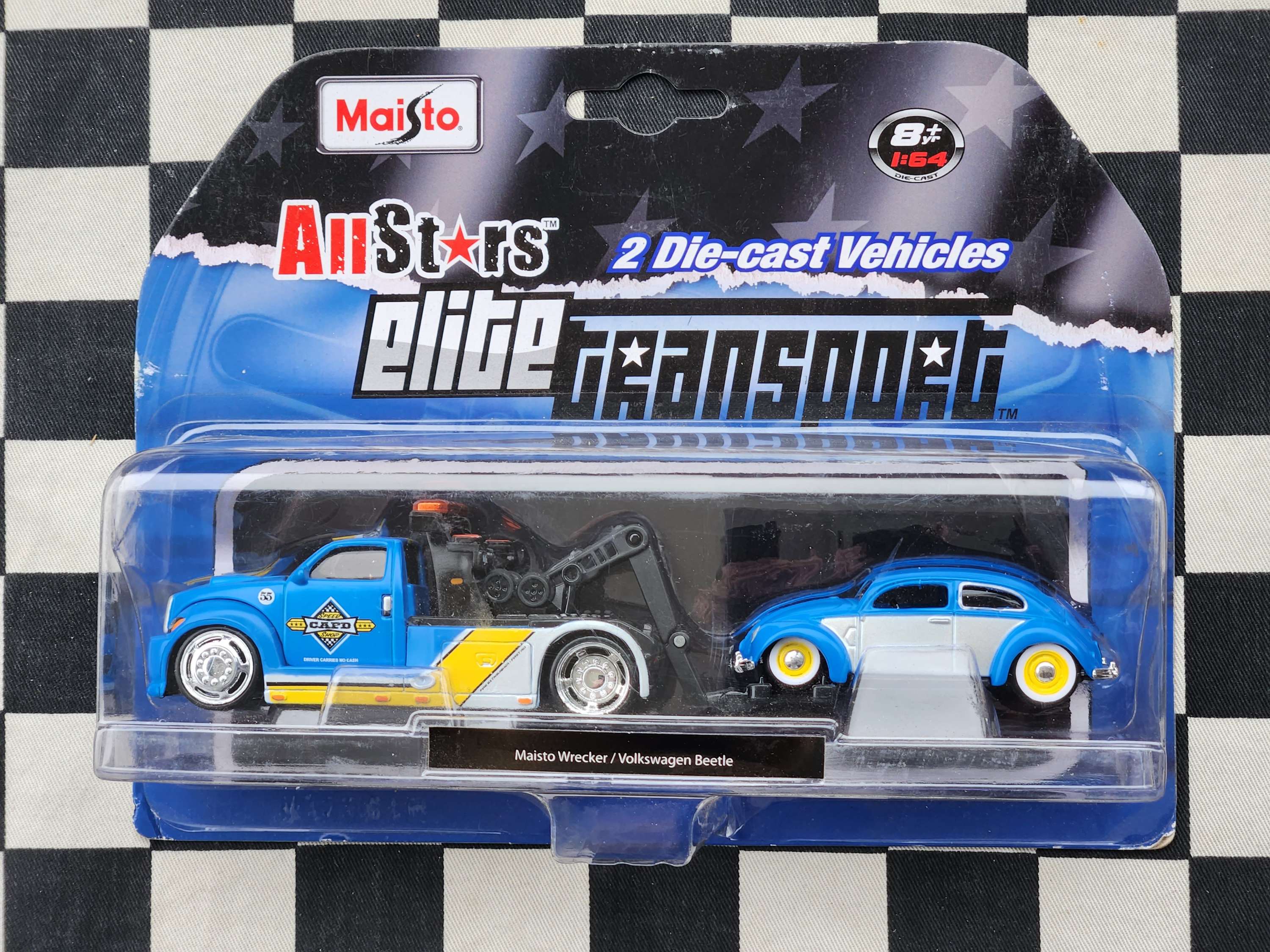 Maisto All Stars Elite Transport Wrecker Tow Truck / Volkswagen Beetle