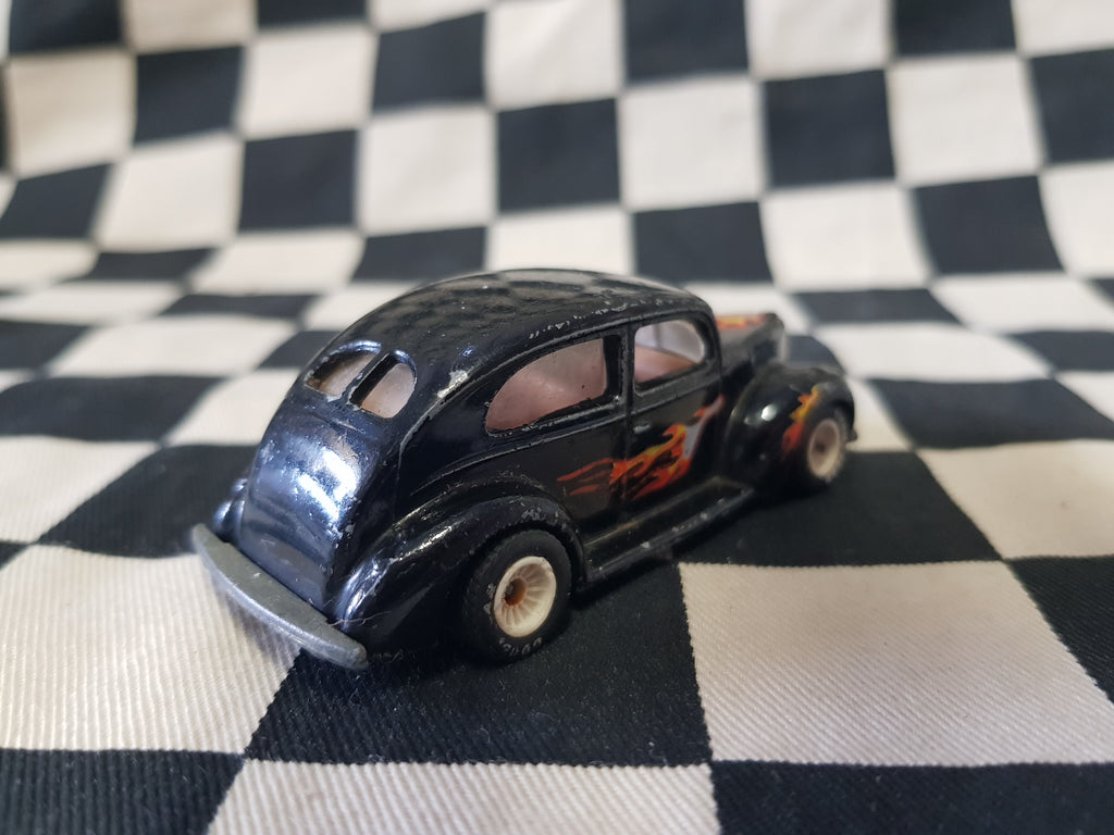 Vintage Hot Wheels 40 Ford 2 Door White Hub Real Riders