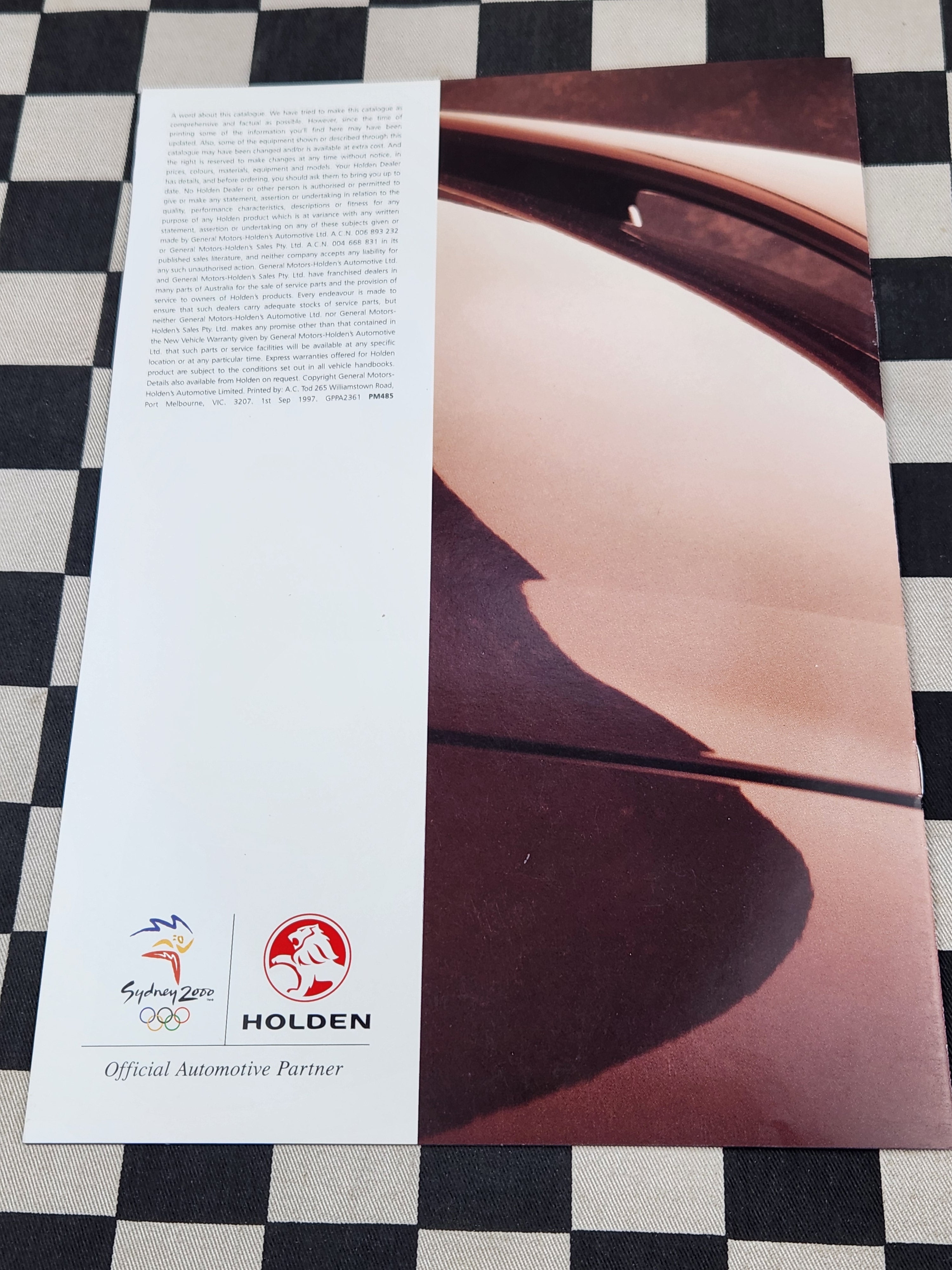 Holden VT Commodore Accessories Sales Brochure