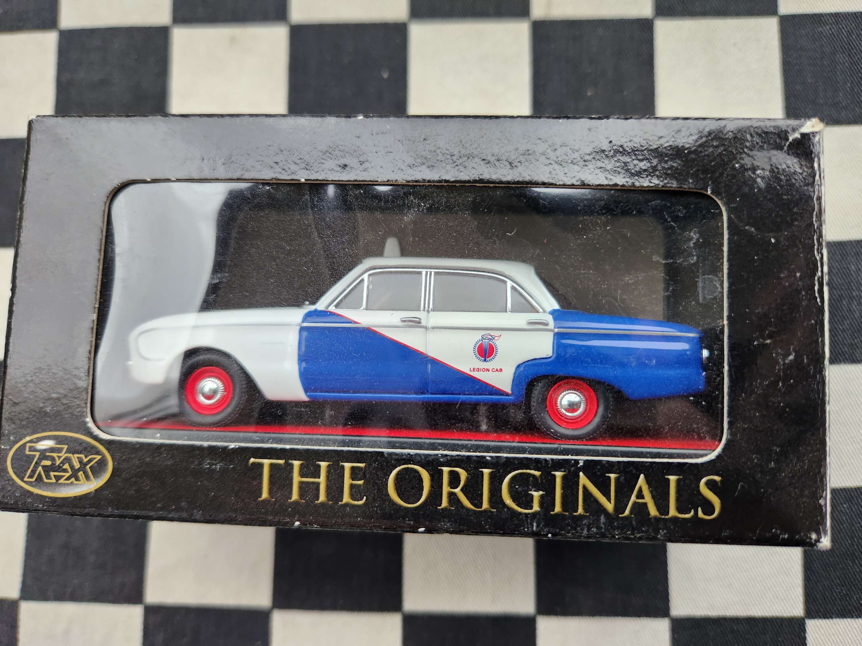 Trax 1:43 Ford Falcon XK Taxi Legion Cabs TR26F