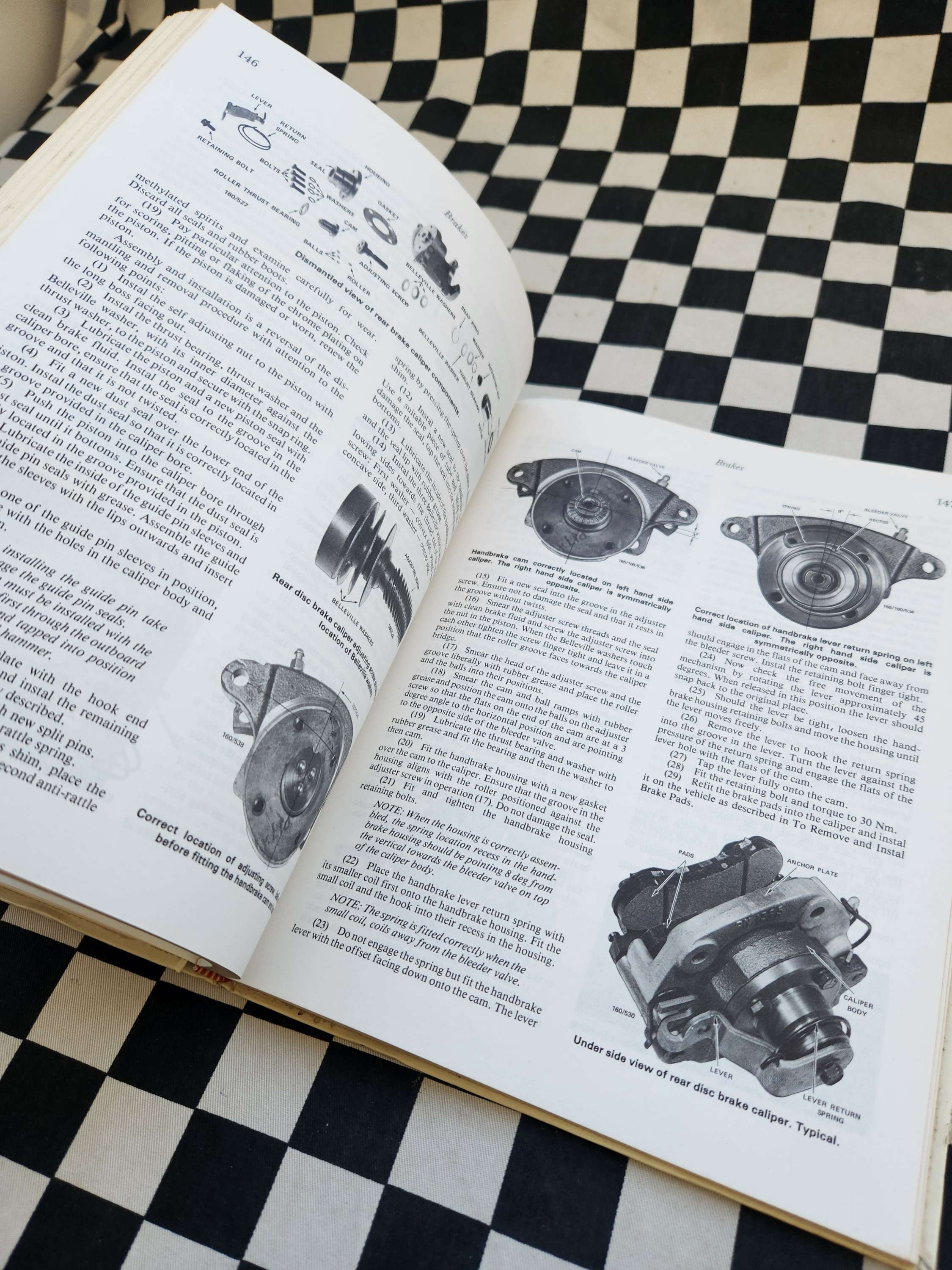 Ford Falcon Fairmont XD V8 Sedan Wagon Ghia Ute Van Sundowner Workshop Manual