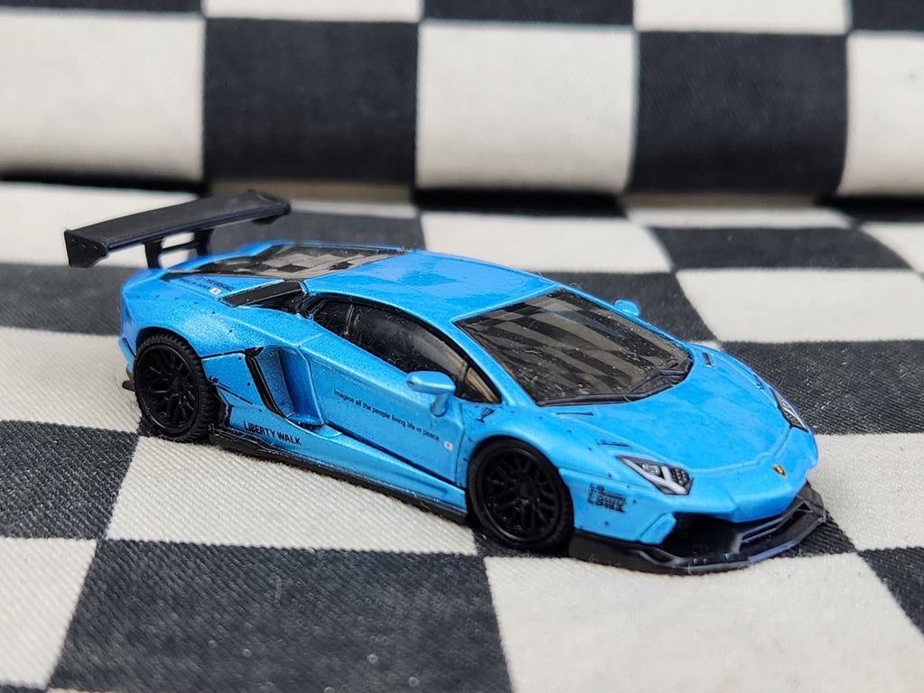 Loose Hot Wheels Elite 64  LWBK Lamborghini Adventador LP 700 4