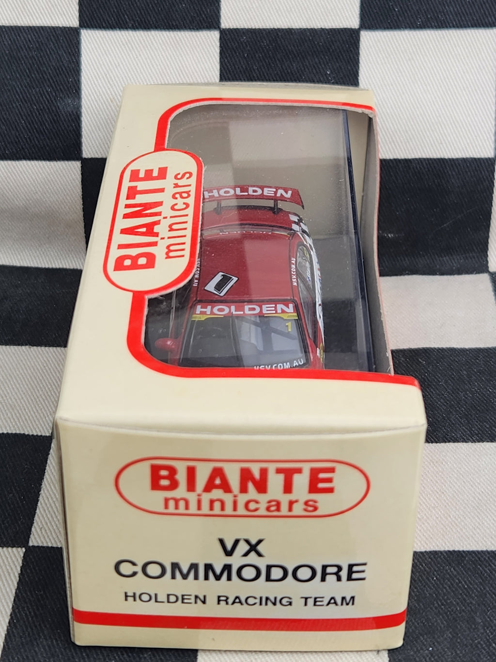 Biante 1:64 Holden Racing Team VX Commodore #1 Skaife
