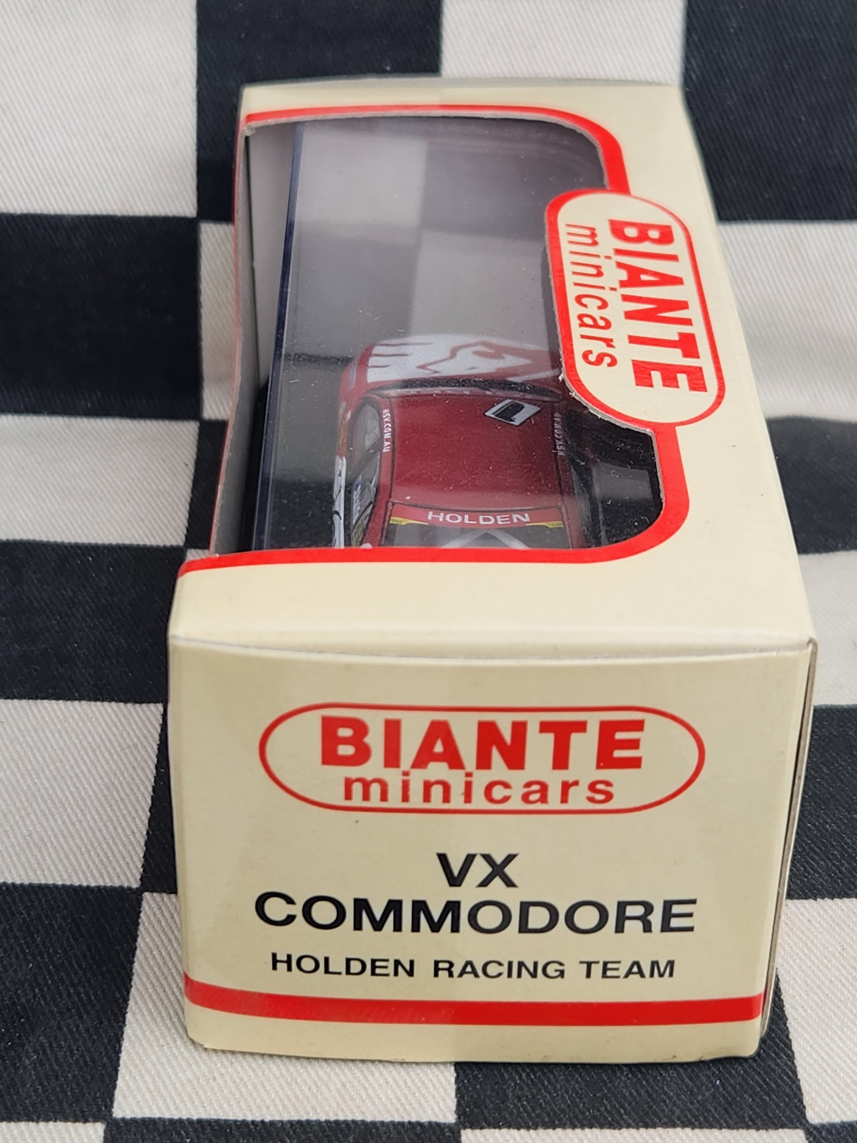 Biante 1:64 Holden Racing Team VX Commodore #1 Skaife
