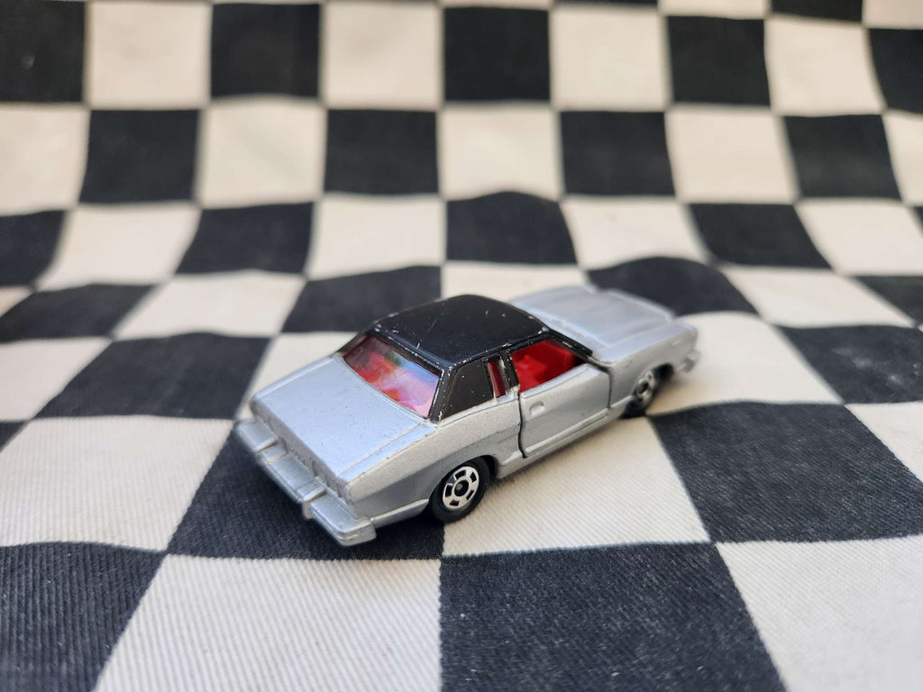 Vintage Loose Tomica Ford Mustang II Ghia