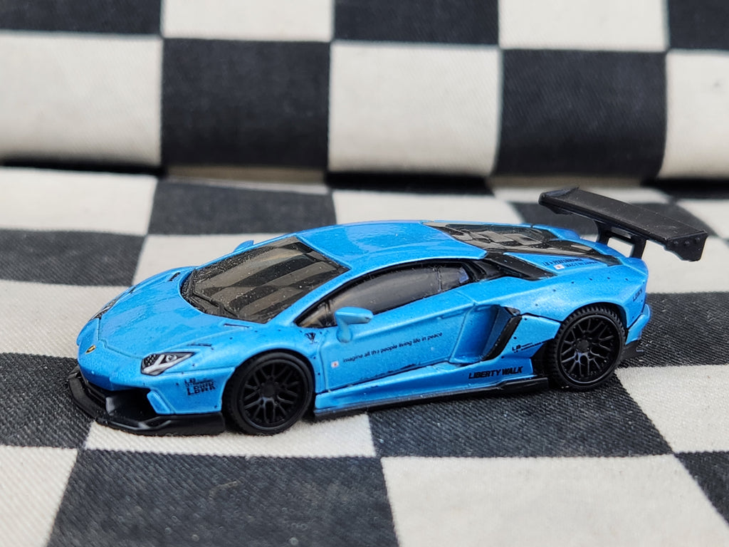Loose Hot Wheels Elite 64  LWBK Lamborghini Adventador LP 700 4
