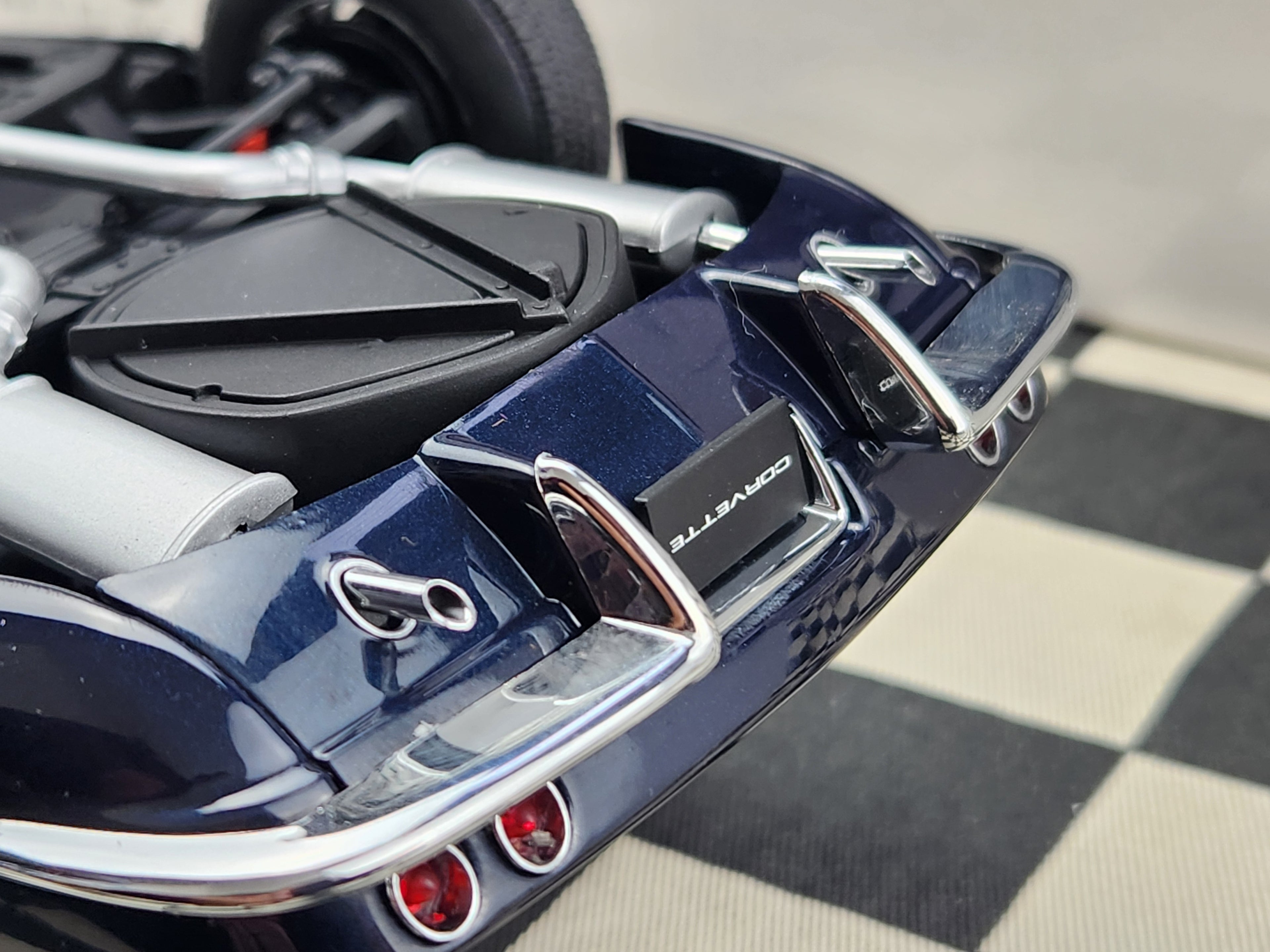 Autoart Millennium 1963 Corvette Stingray Dark Blue