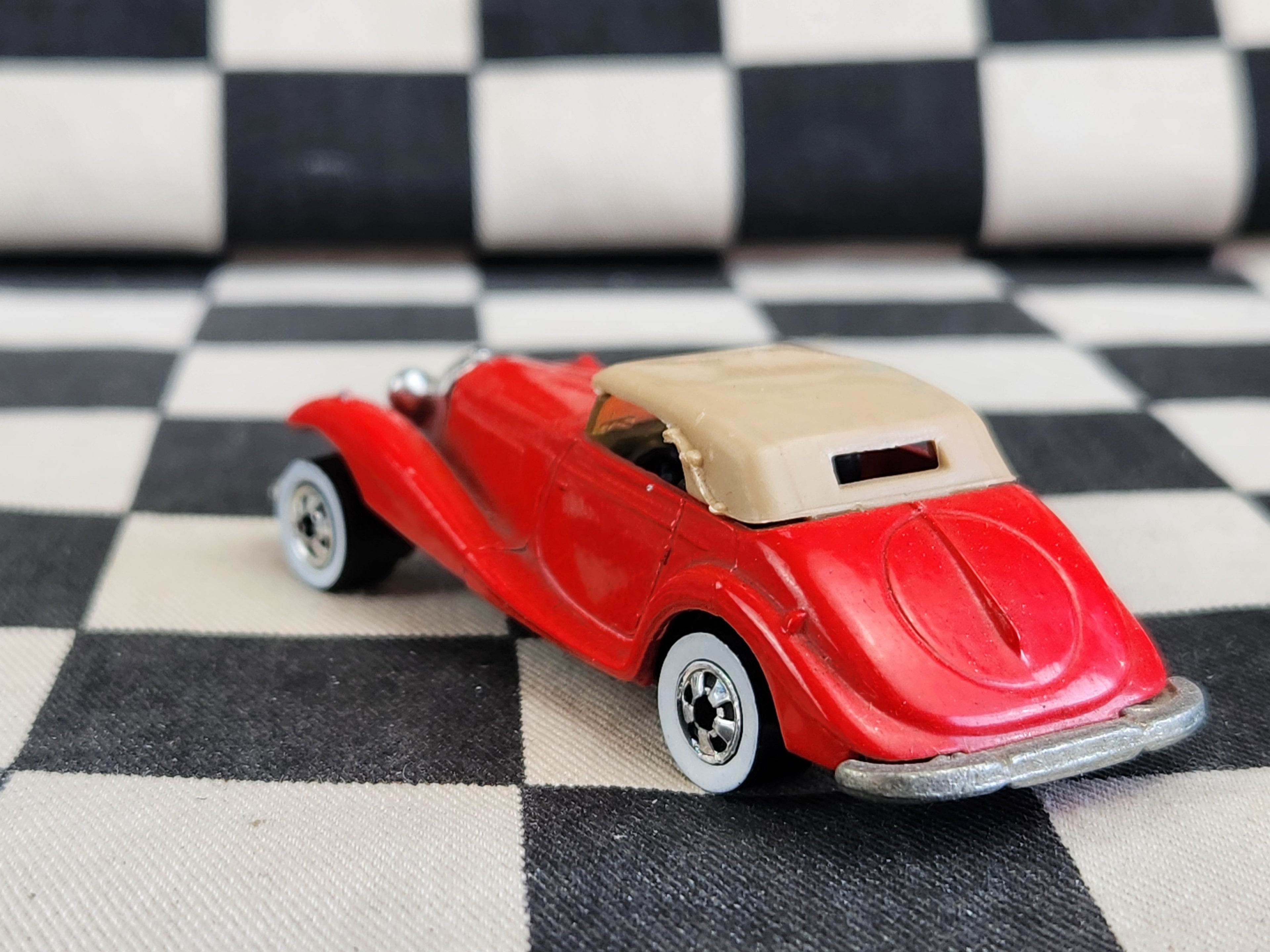 Vintage Loose Hot Wheels Mercedes 540k Whitewalls Red