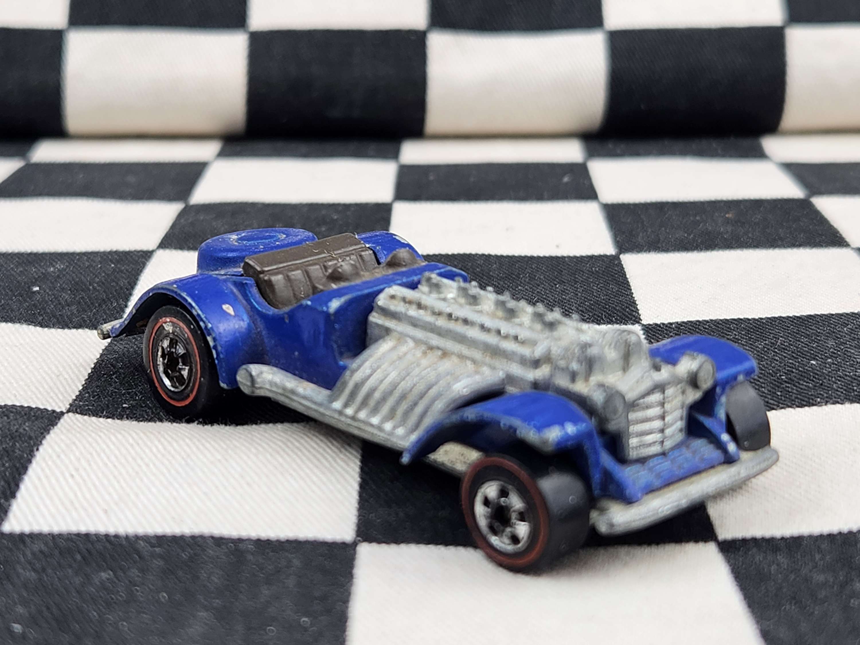 Hot Wheels Redline Sweet 16 Dark Blue Enamel Hong Kong