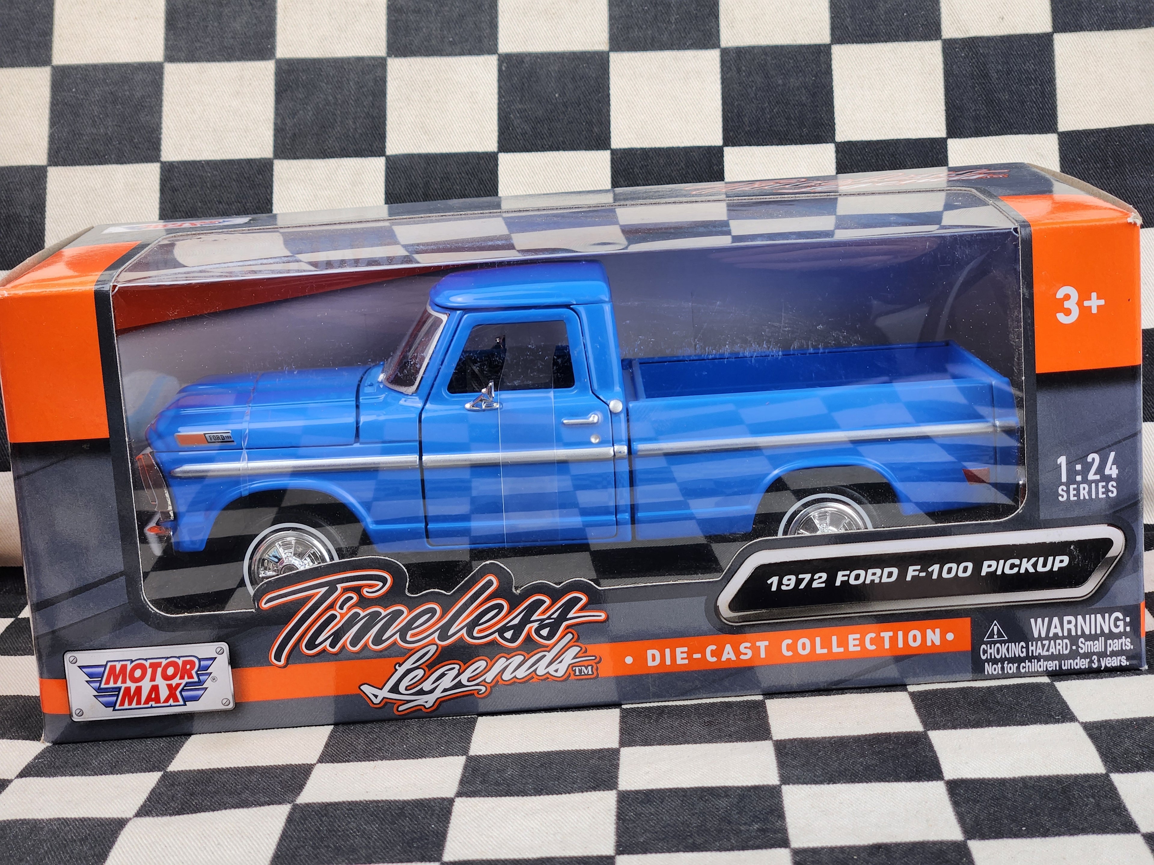 Motor Max 1/24 Timeless Legends 1972 Ford F100 Pickup