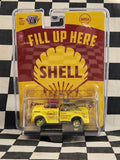 M2 Machines CHASE Shell 1970 Chevrolet C60 Tow Truck