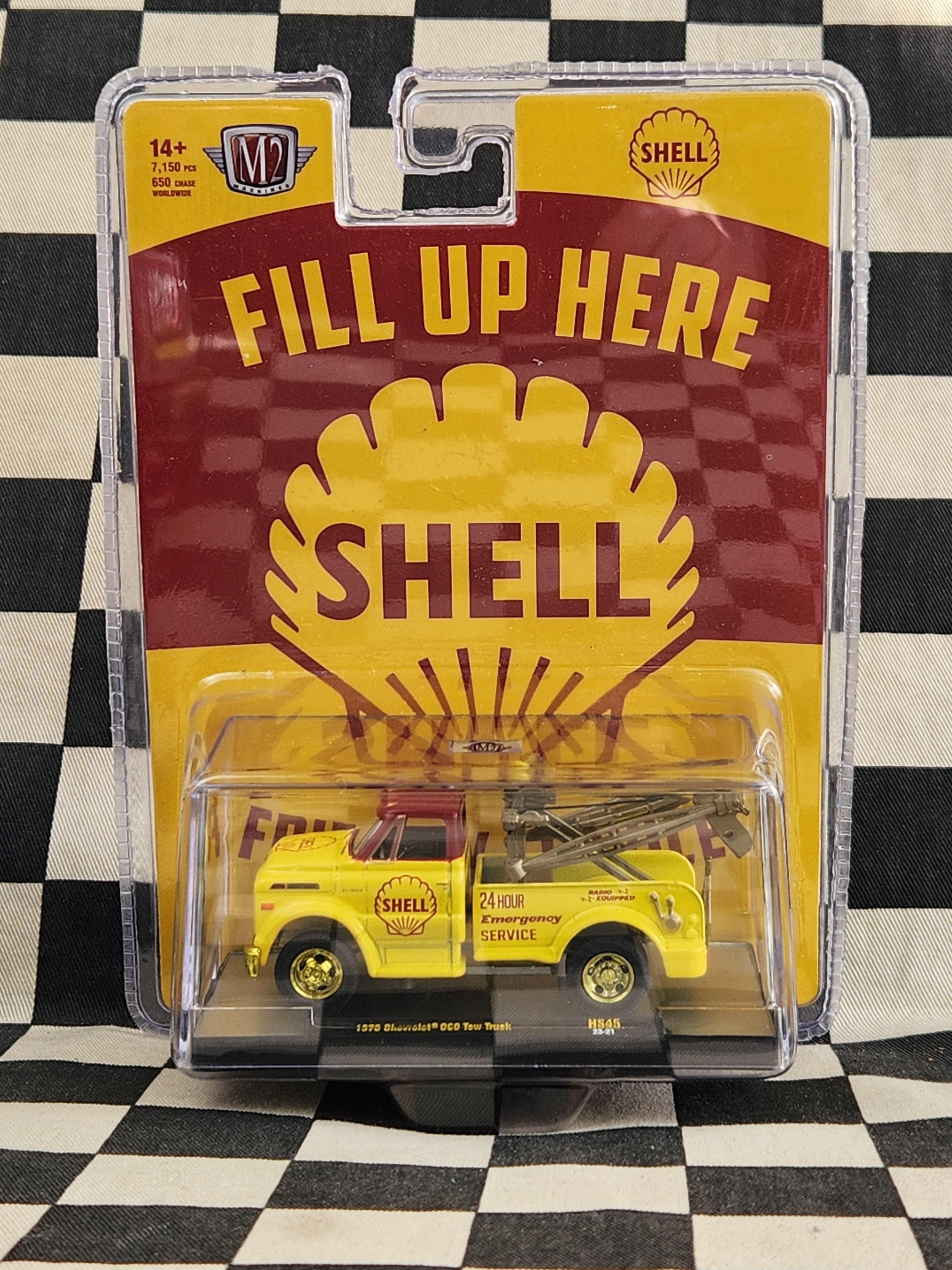 M2 Machines CHASE Shell 1970 Chevrolet C60 Tow Truck
