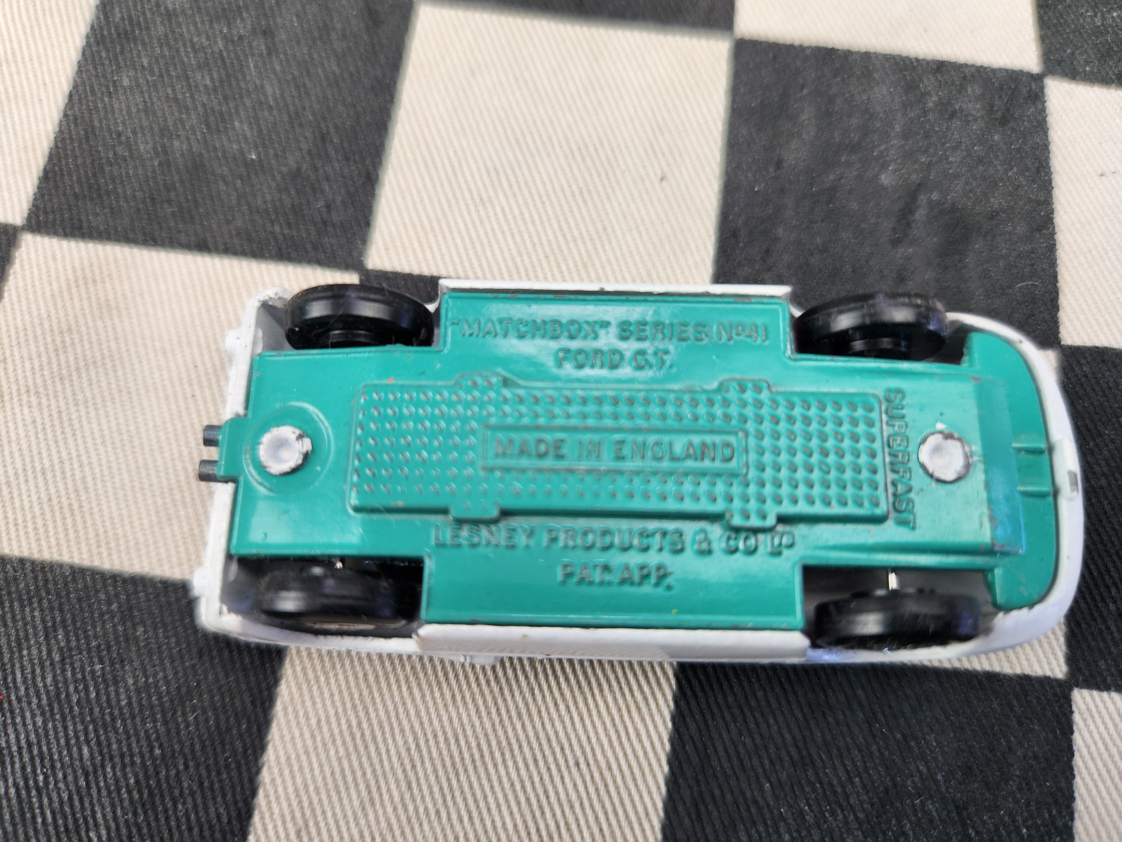 Vintage Loose Matchbox Ford GT Transitional Wheels Variant