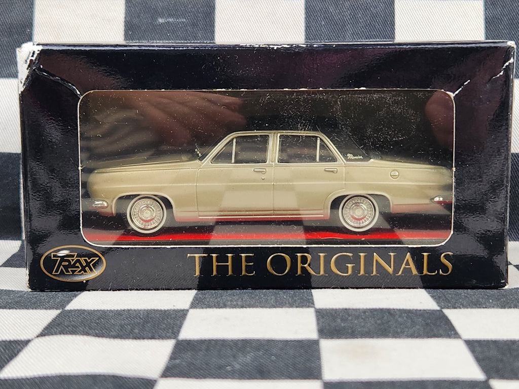 Trax 1:43 Holden HR Premier Silver Mink Red Interior TR32C