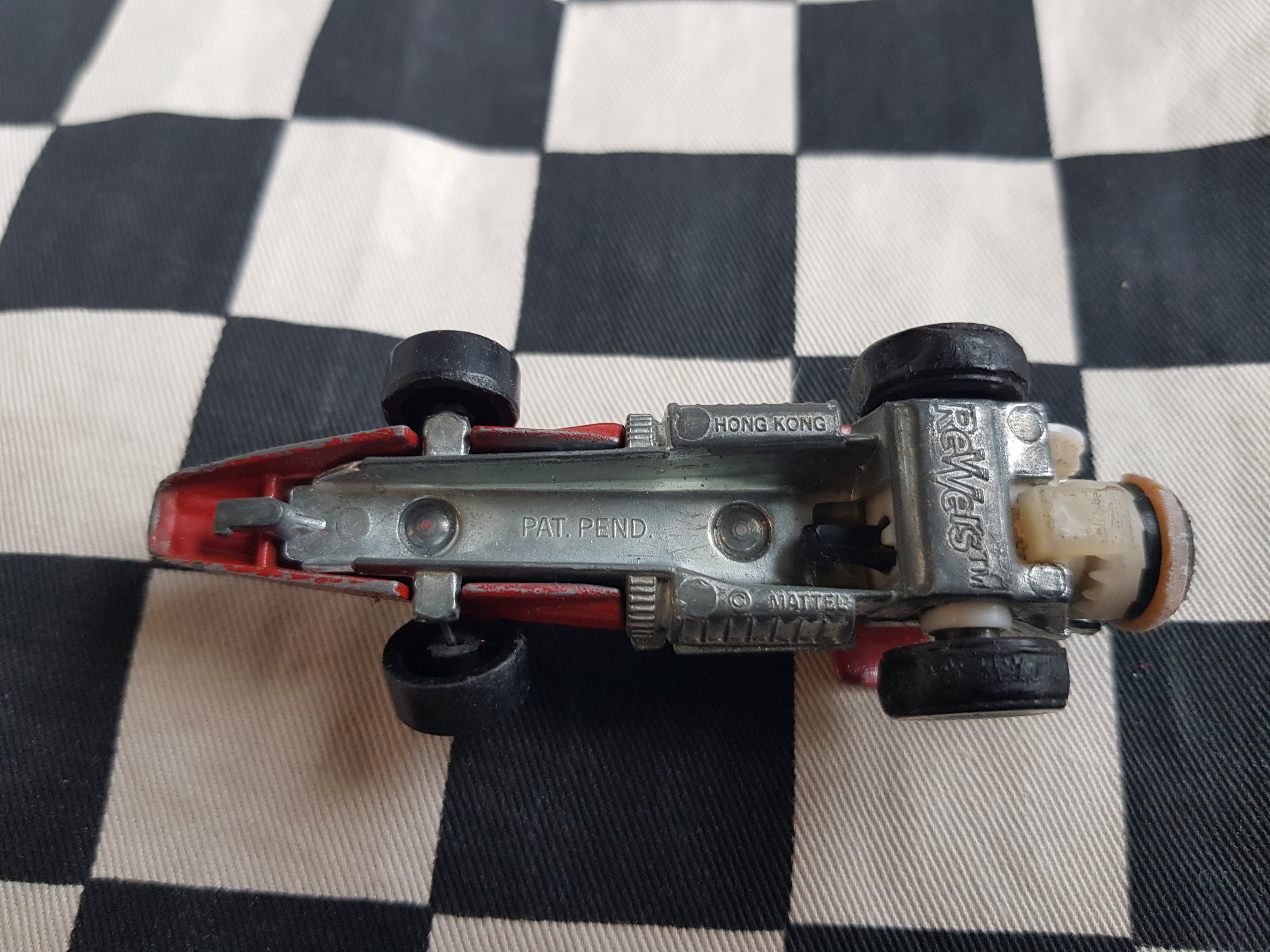 Vintage Loose Hot Wheels Redline Revvers Buzzin Bomb Red Enamel HK