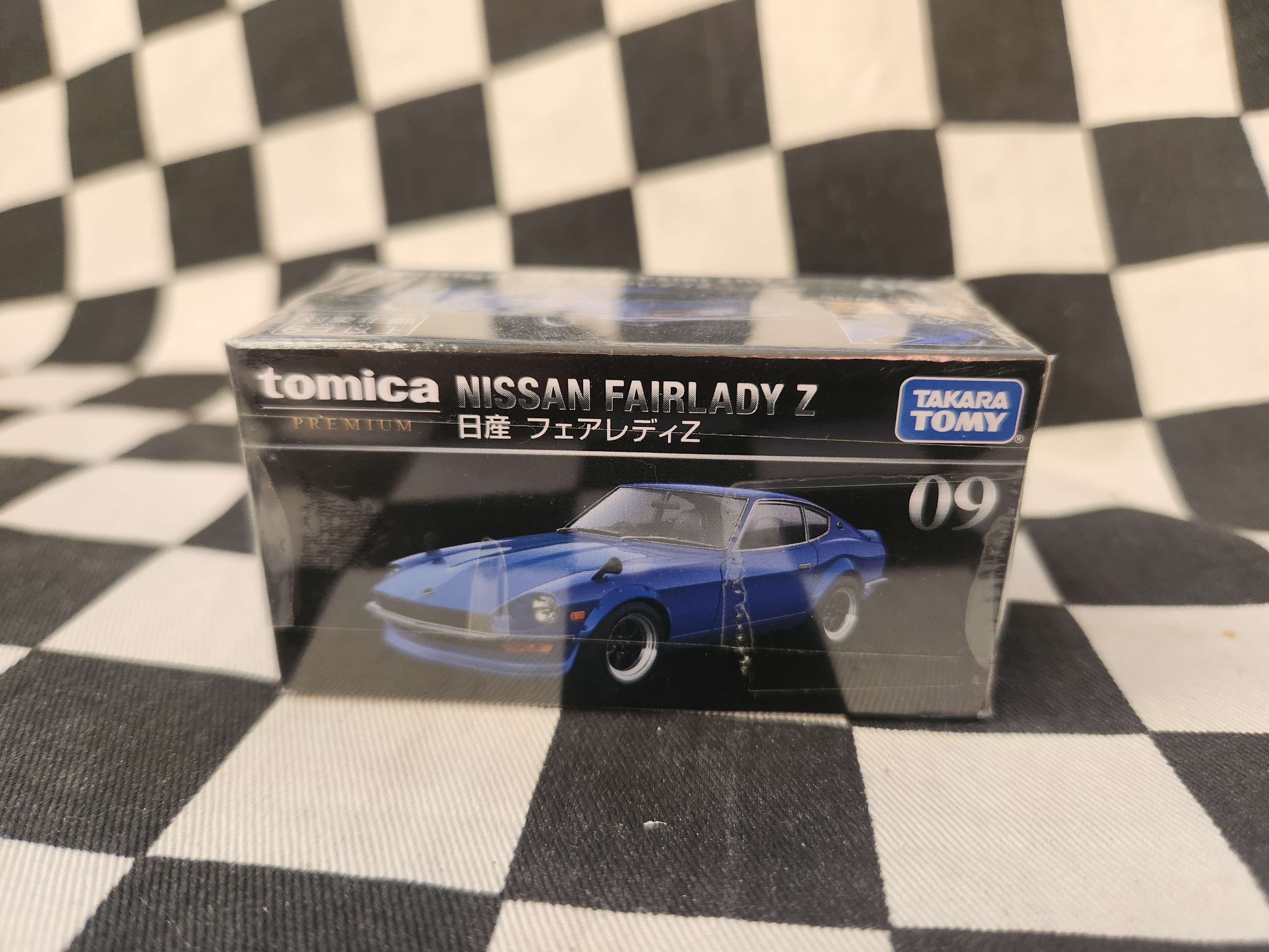 Tomica Boxed #09 Nissan Fairlady Z Blue