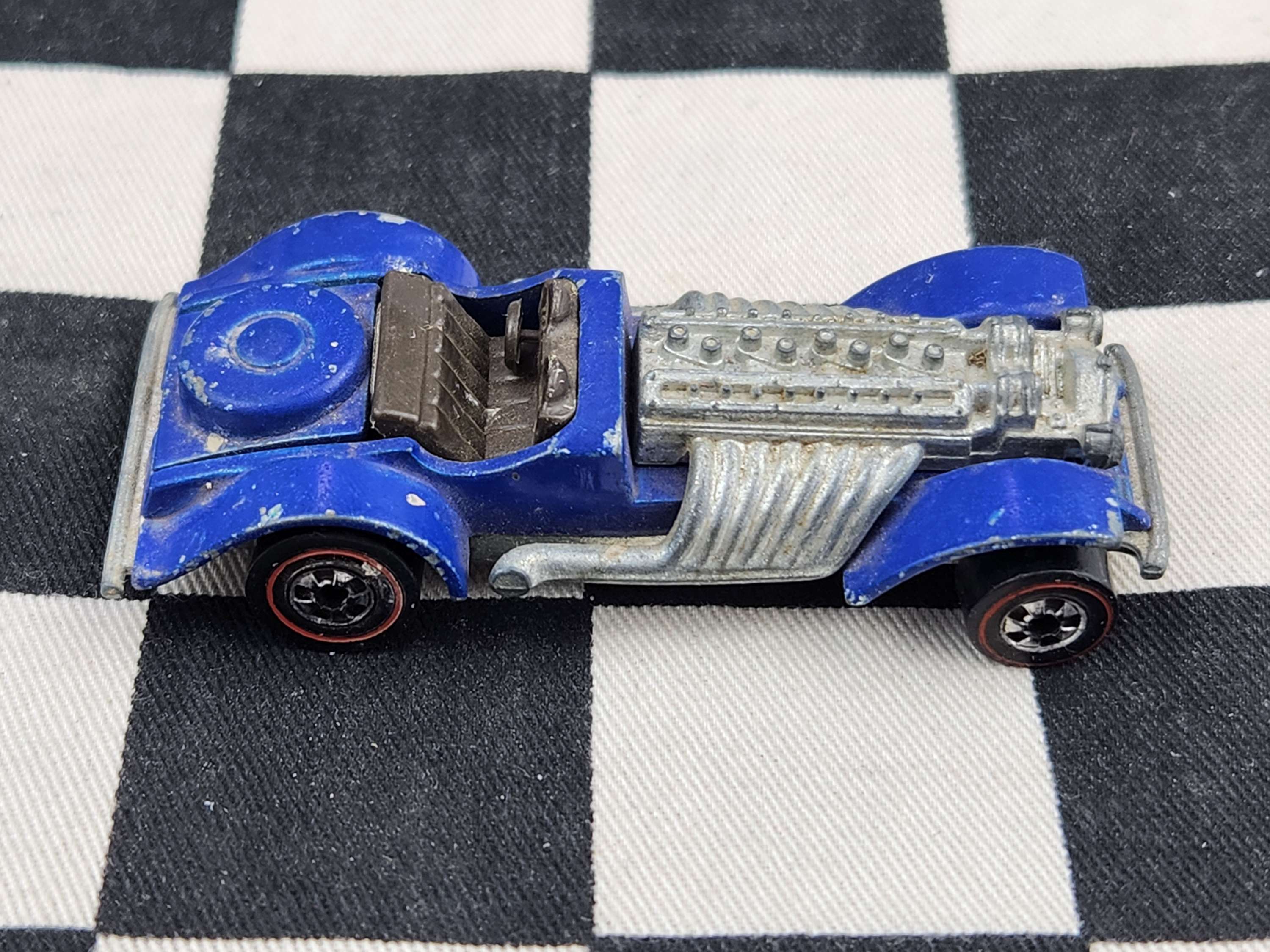 Hot Wheels Redline Sweet 16 Dark Blue Enamel Hong Kong