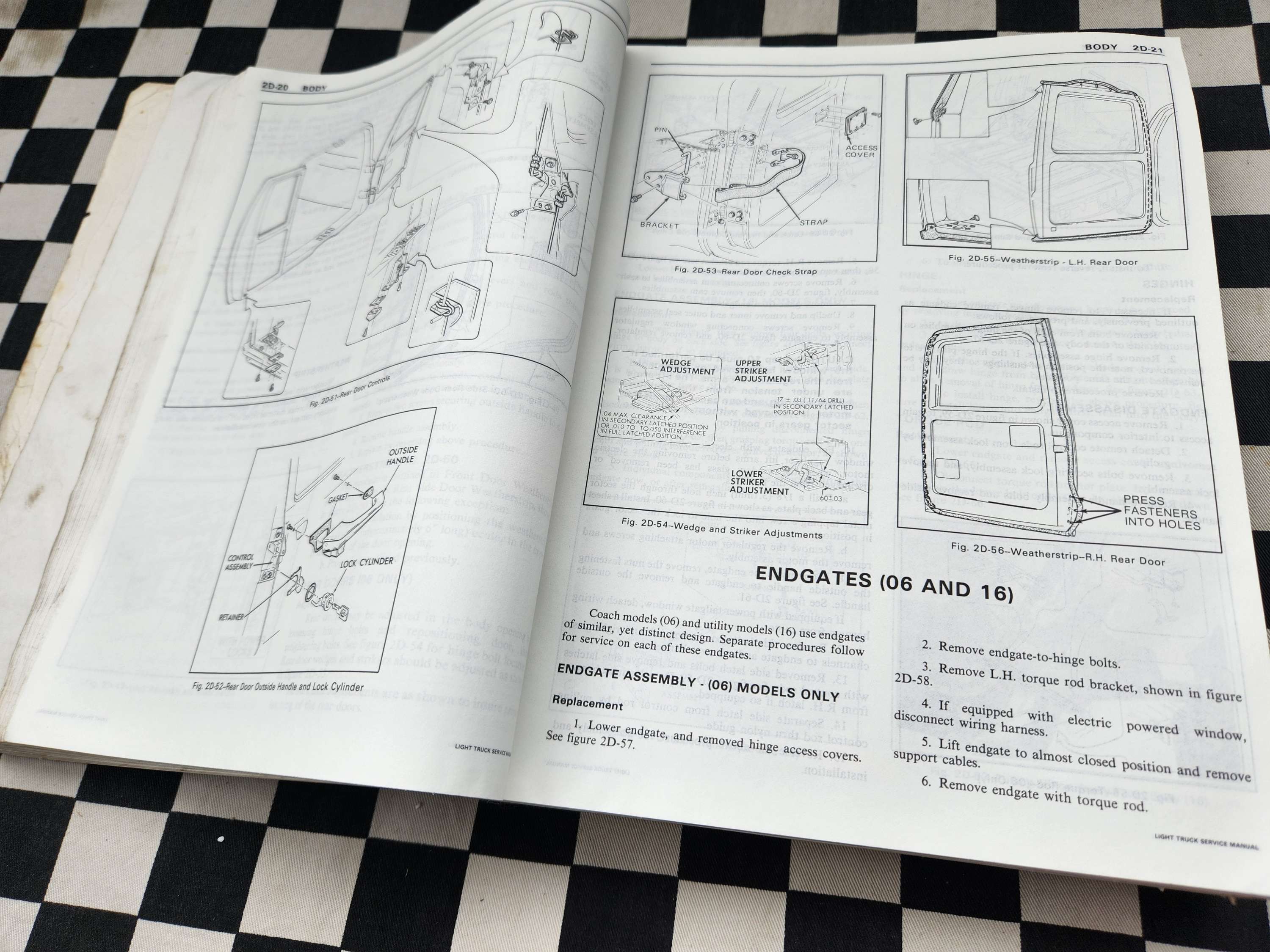 Chevrolet 1980 C20 / C30 Light Duty Truck Factory Workshop Manual