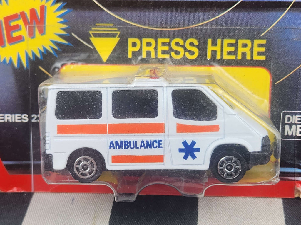 Majorette Sonic Flashers Ambulance