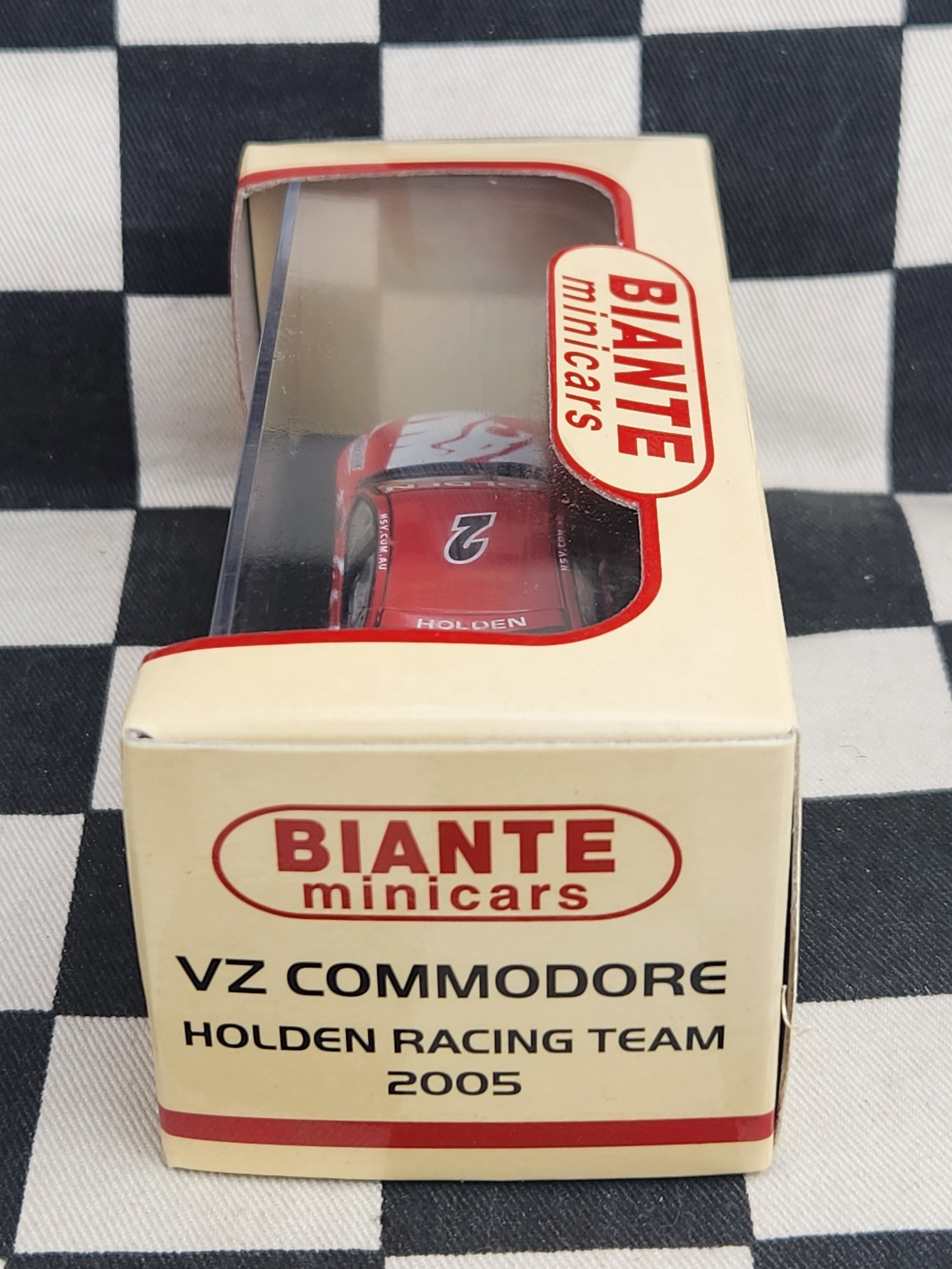 Biante 1:64 Holden Racing Team 2005 VZ Commodore #2 Skaife