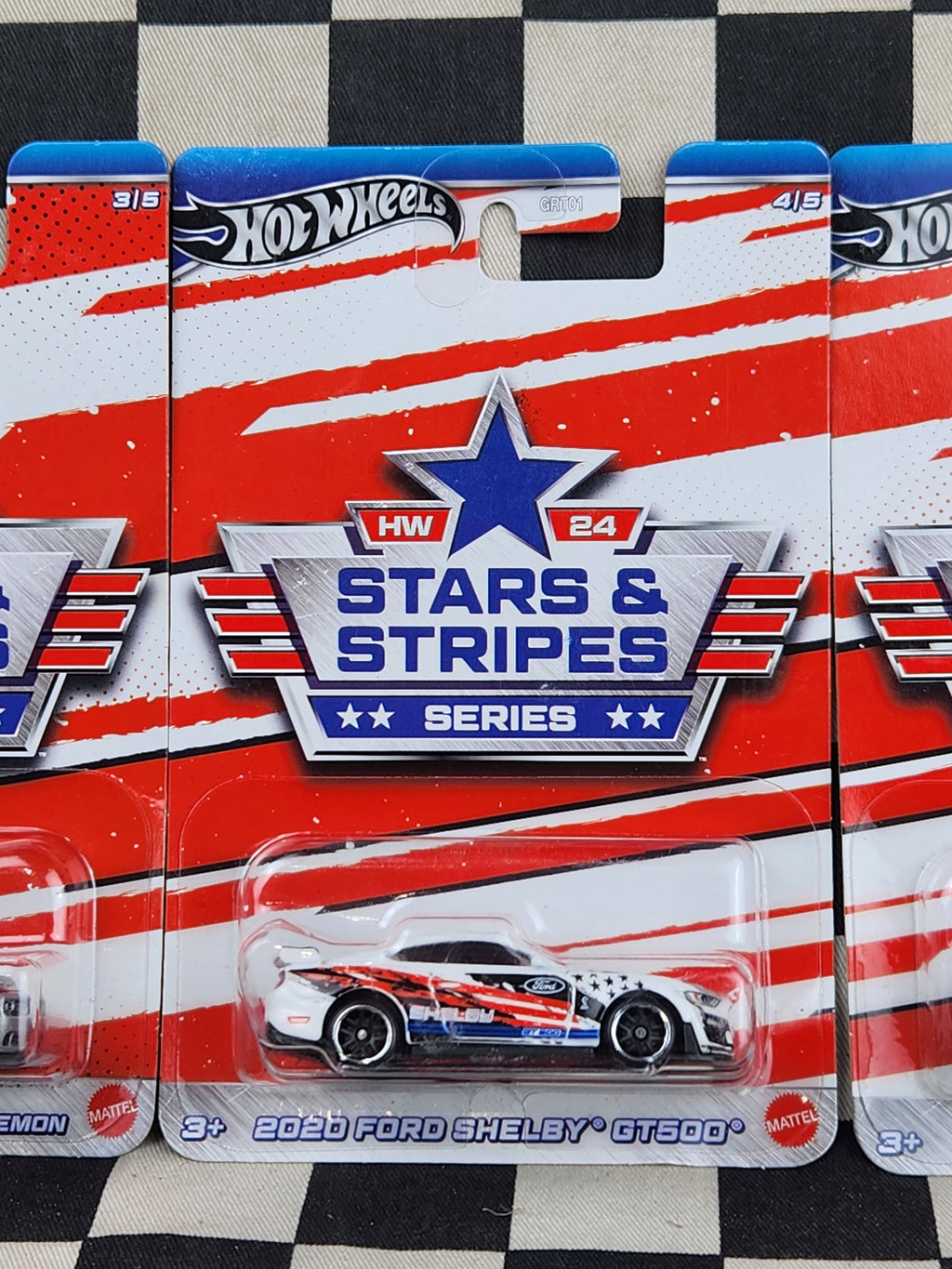 Hot Wheels Stars & Stripes Set 5 Cars Mustang Corvette Camaro Challenger Viper