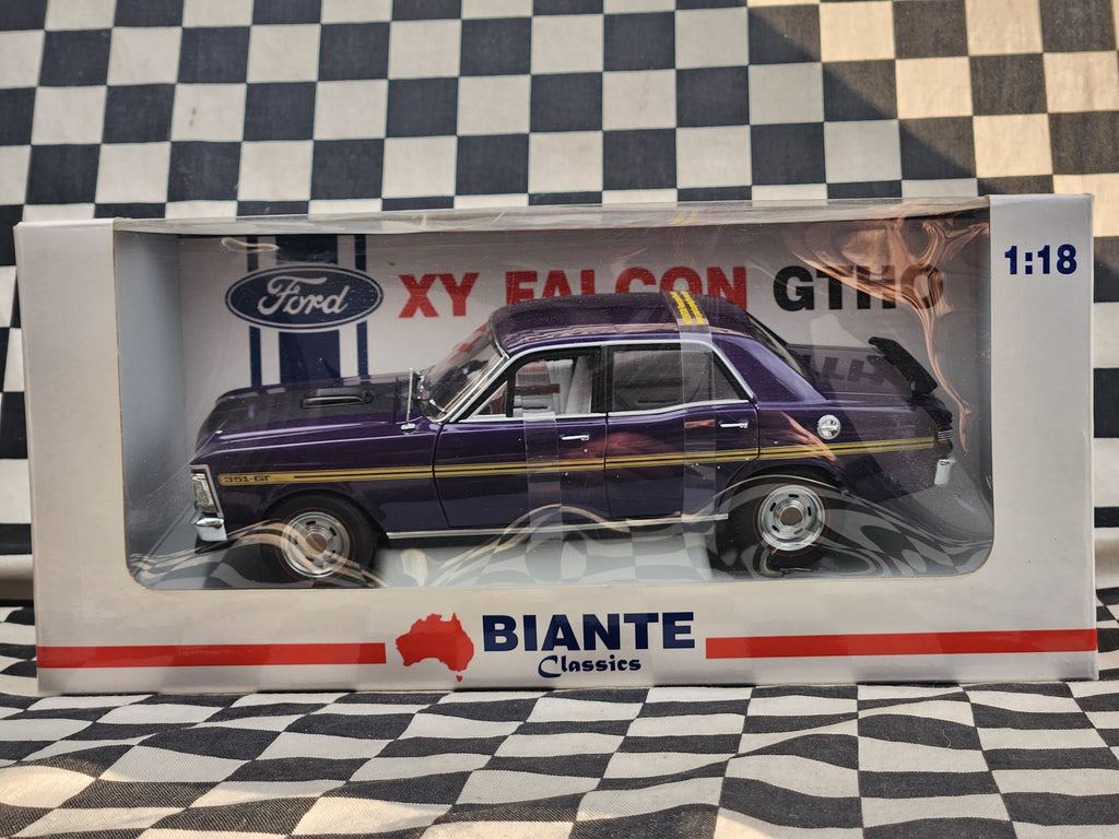 Biante 1/18 XY GT HO Phase 3 Falcon Wild Violet