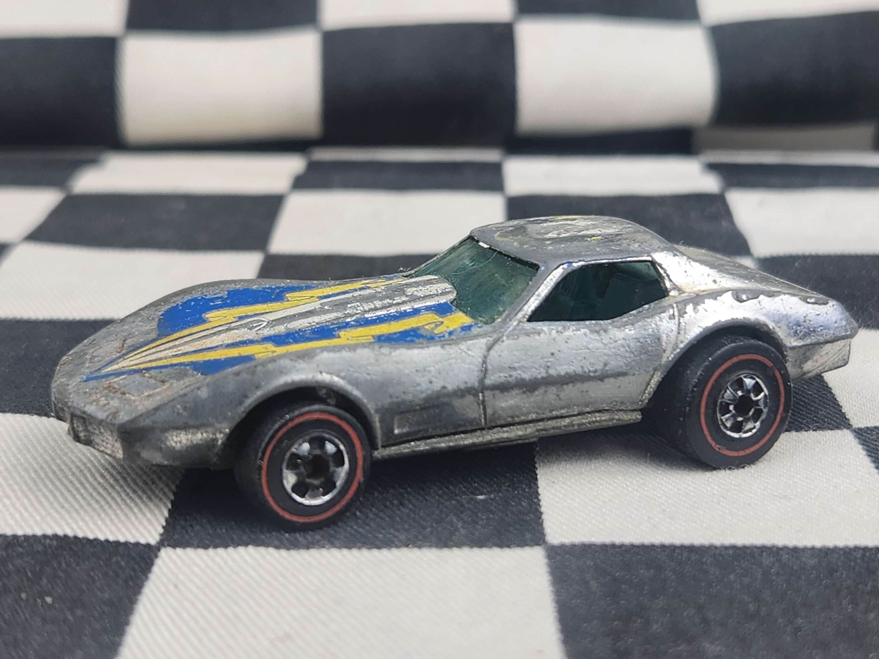 Vintage Loose Hot Wheels REDLINE Corvette Stingray Super Chrome