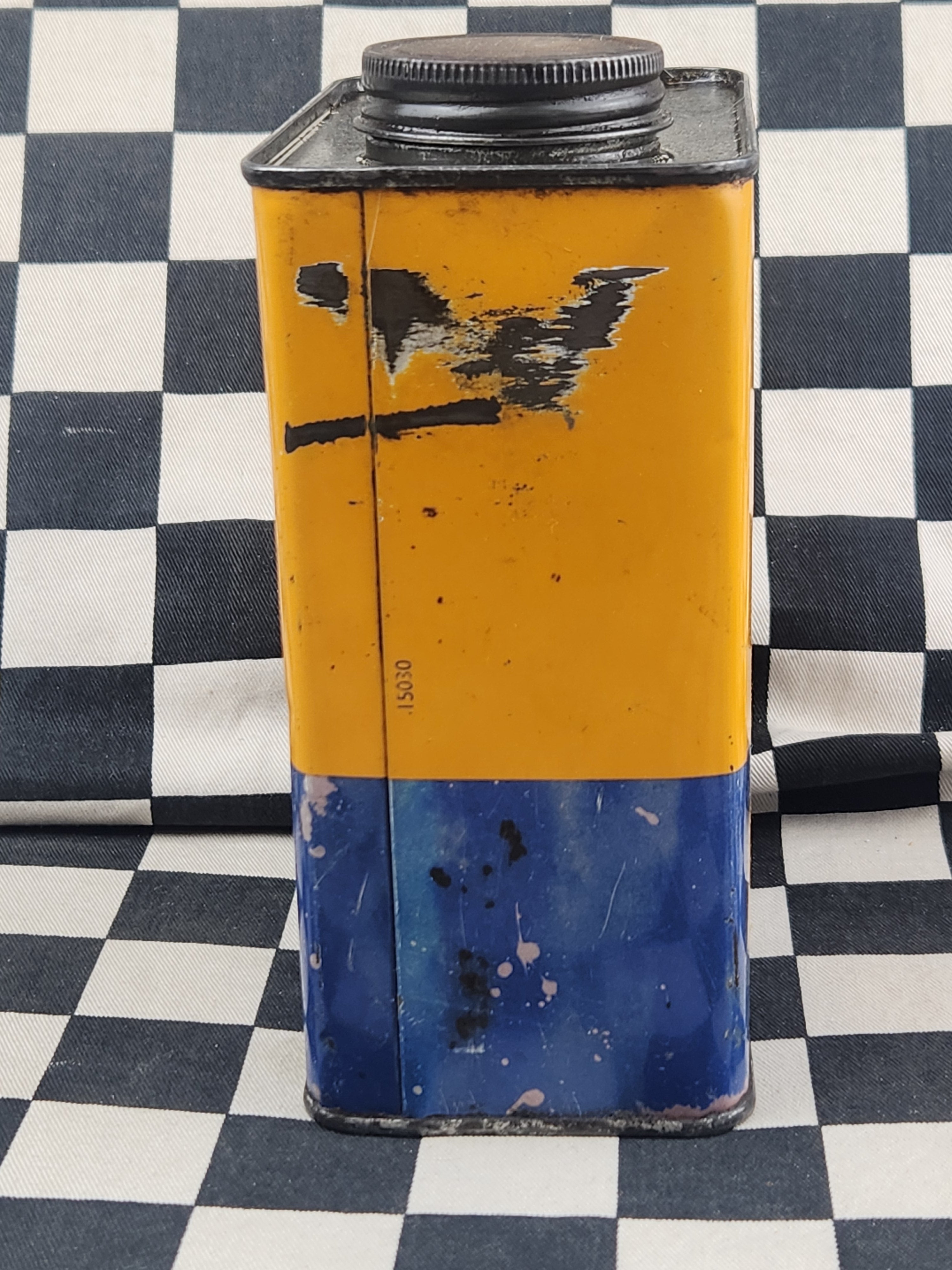 Golden Fleece 1 Imperial Quart Oil Tin
