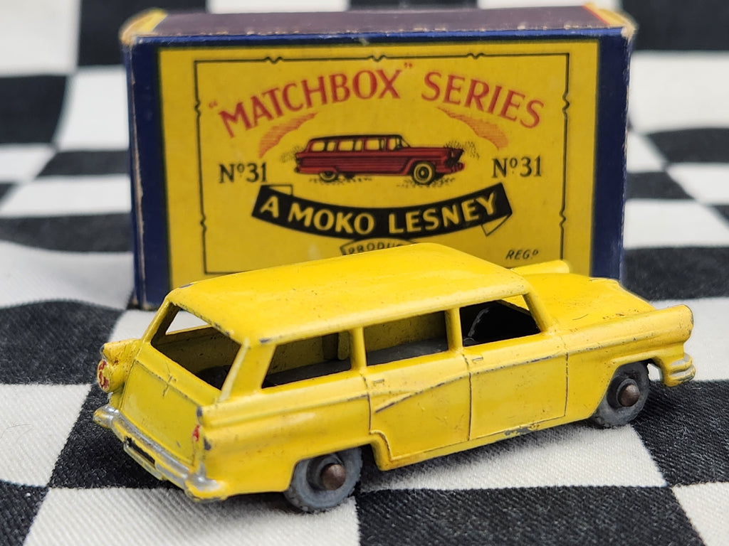 Matchbox Lesney Moko No31 Ford Station Wagon in Original Box