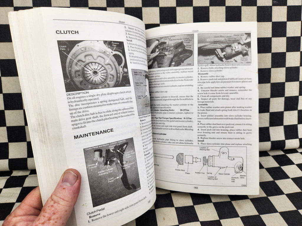 Holden VL Commodore 6cyl & V8  Ellerys Workshop Manual
