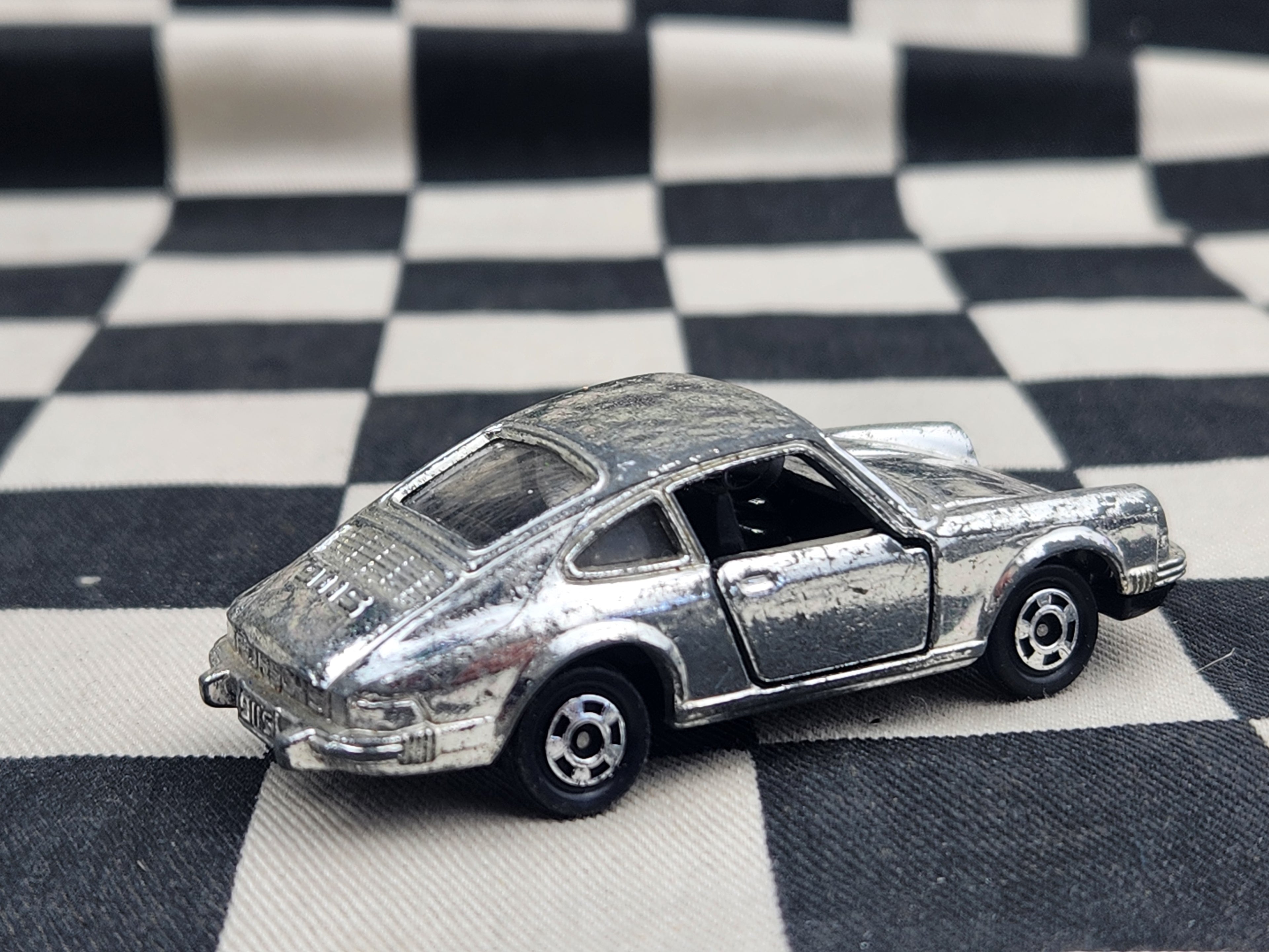 Vintage Loose Tomica Porsche 911 S Chrome VHTF