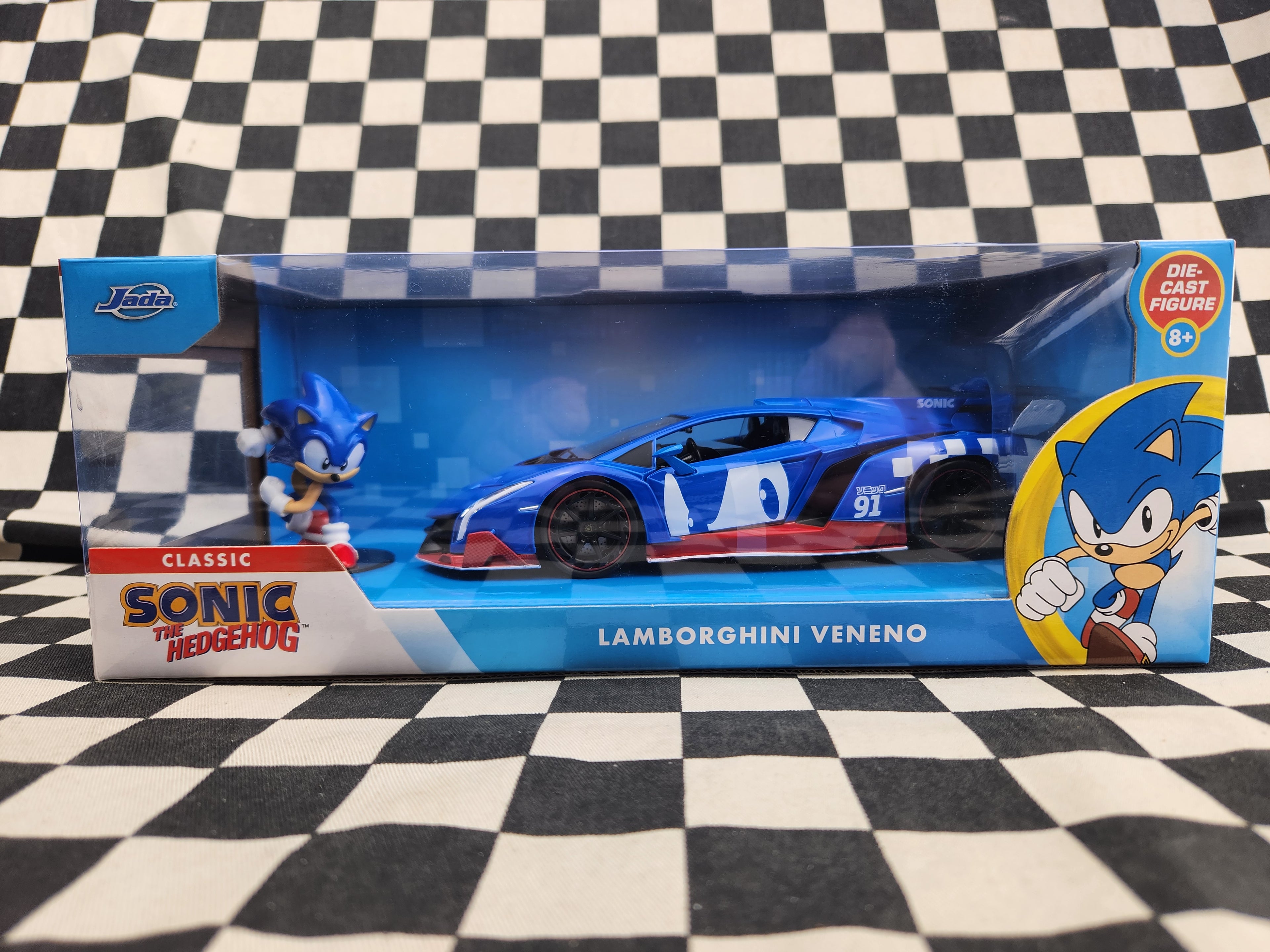 Jada 1/24 Sonic the Hedgehog Lamborghini Veneno Diecast Model Car