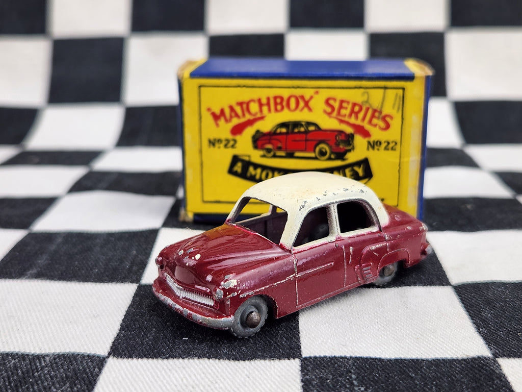 Matchbox Lesney Moko No22 Vauxhall Cresta in Original Box
