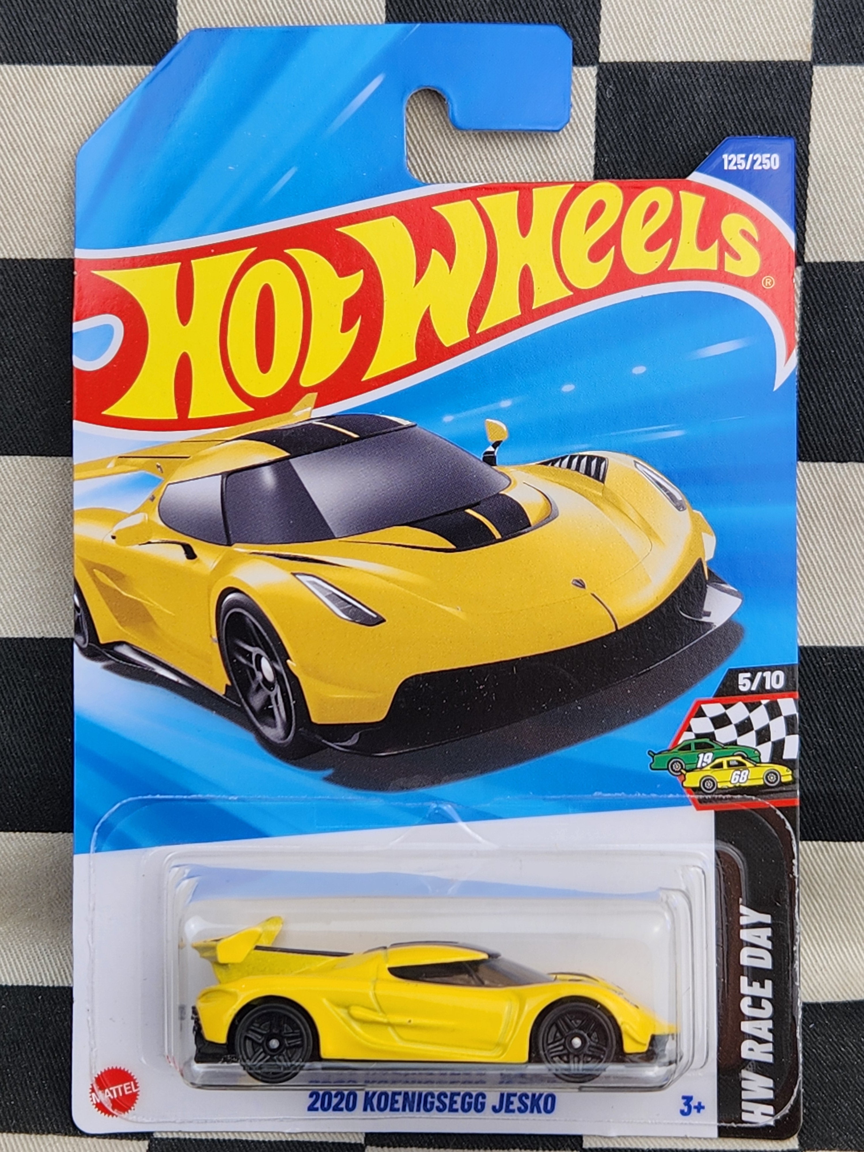 Hot Wheels 2025 Race Day 2020 Keonigsegg Jesko Yellow