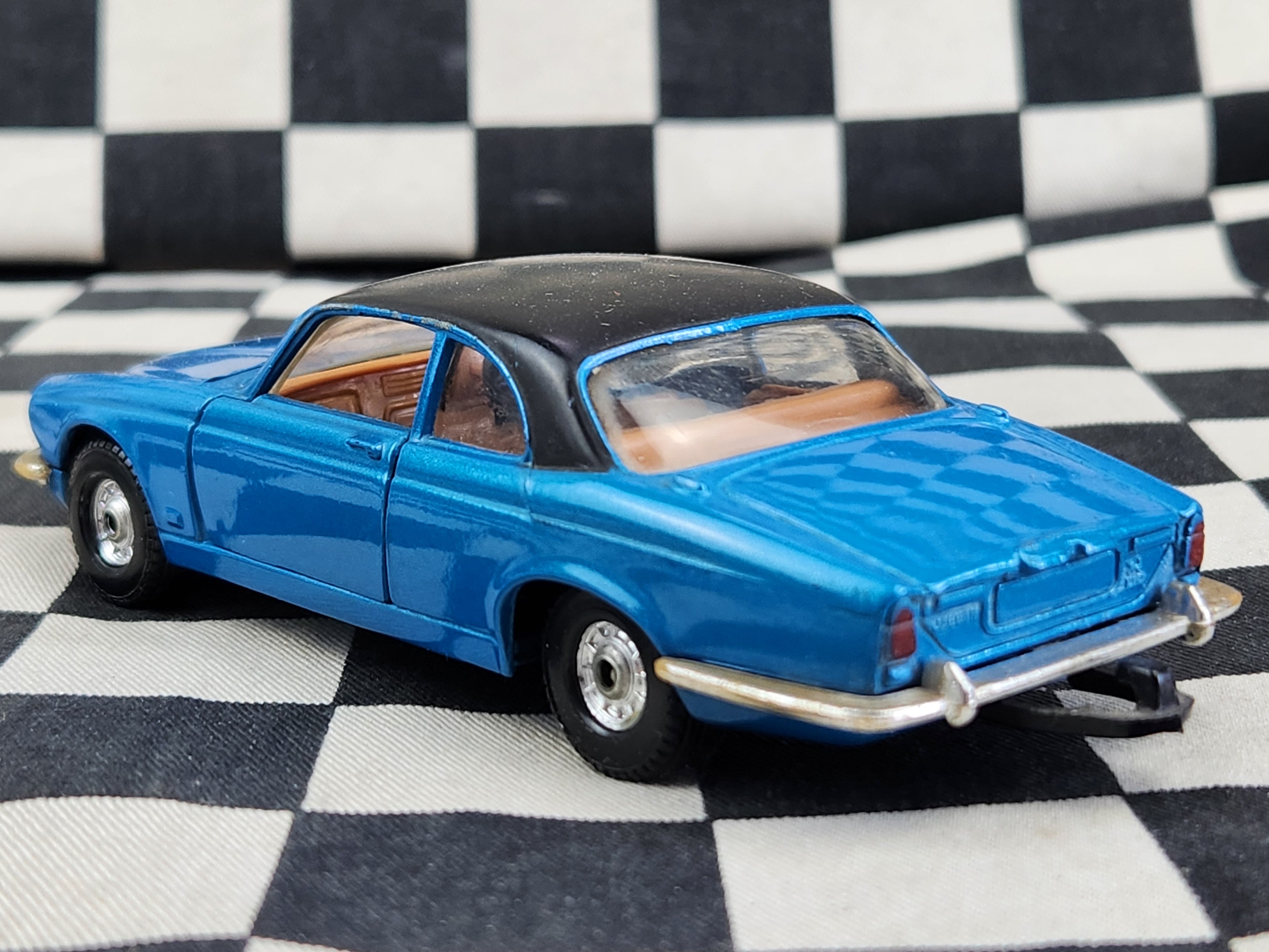 Vintage loose Corgi 1:43 Jaguar XJC V12 Blue ( Superkings Size)