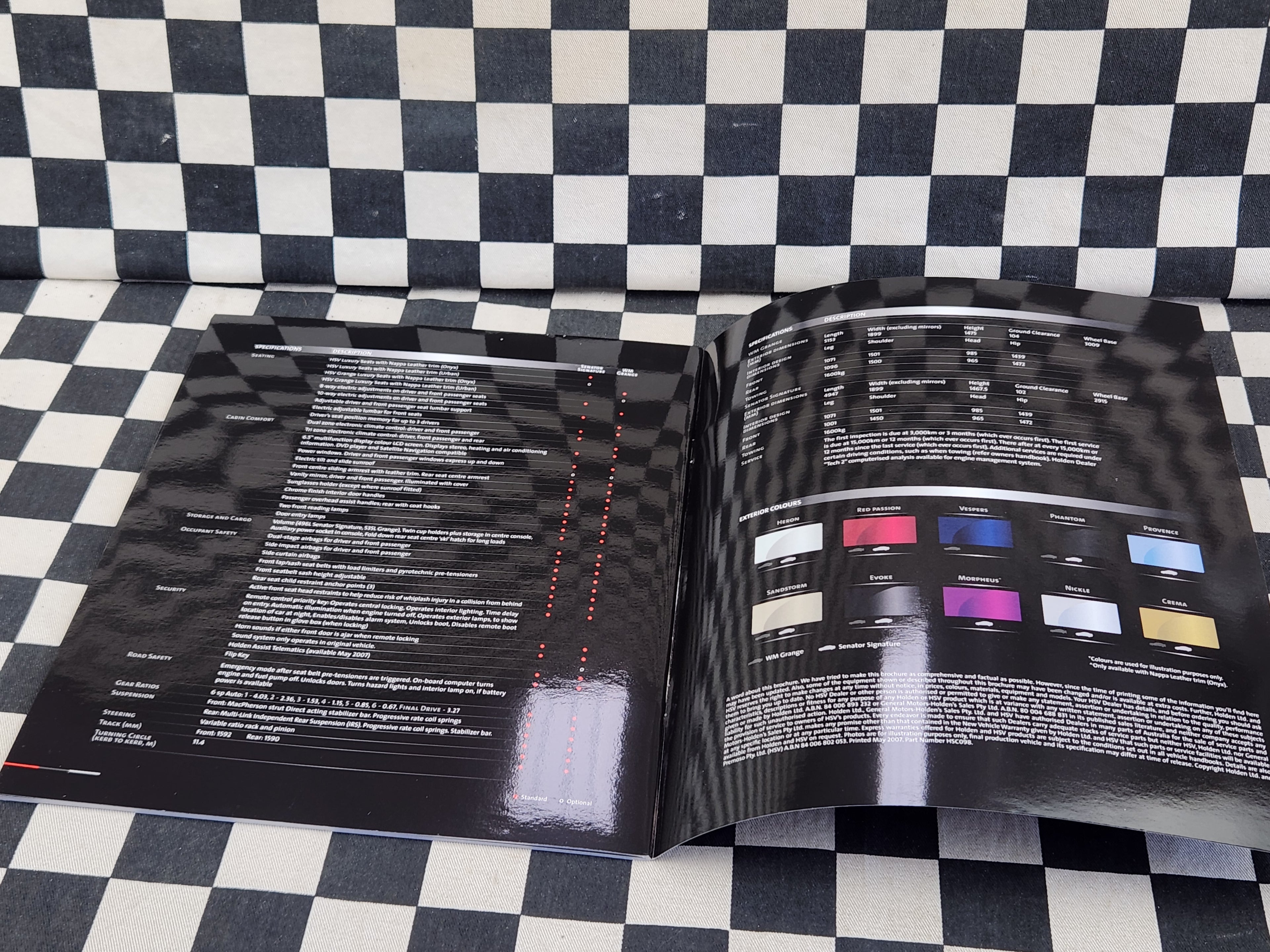 HSV Holden VE WM Grange & Senator Signature Series Sales Brochure