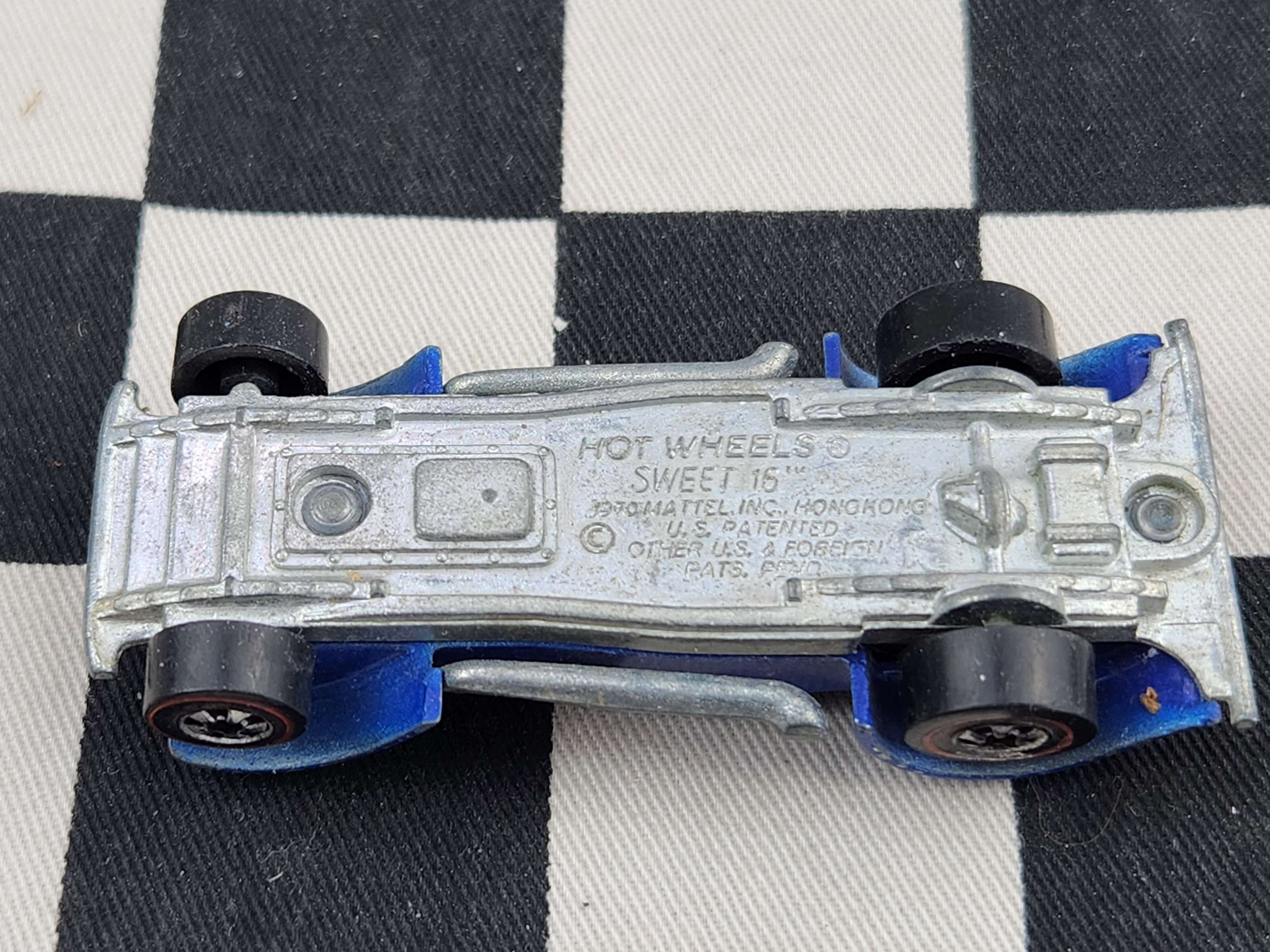 Hot Wheels Redline Sweet 16 Dark Blue Enamel Hong Kong