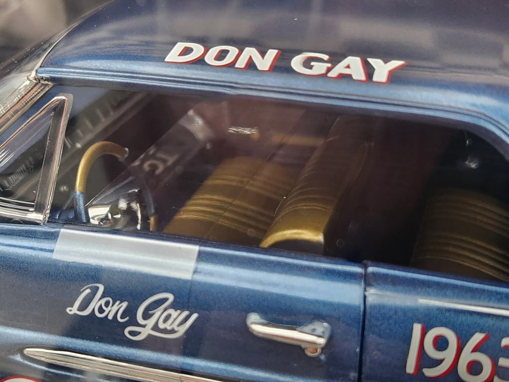 Auto World 1/18 Don Gay 1962 Pontiac Catalina Super Duty