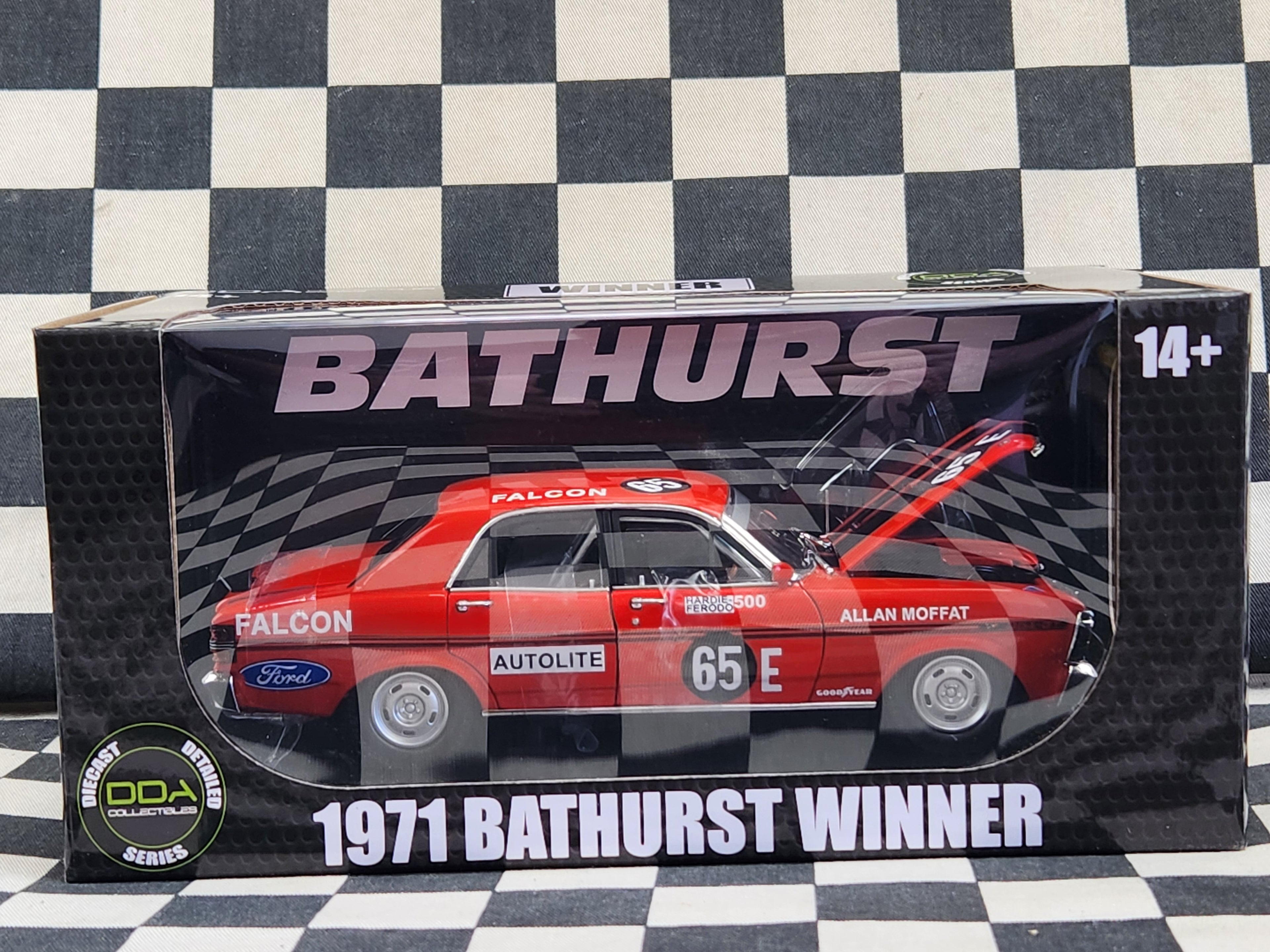 DDA 1:24 Allan Moffat 1971 Bathurst Winner 65E Ford Falcon XY GT HO Phase 3