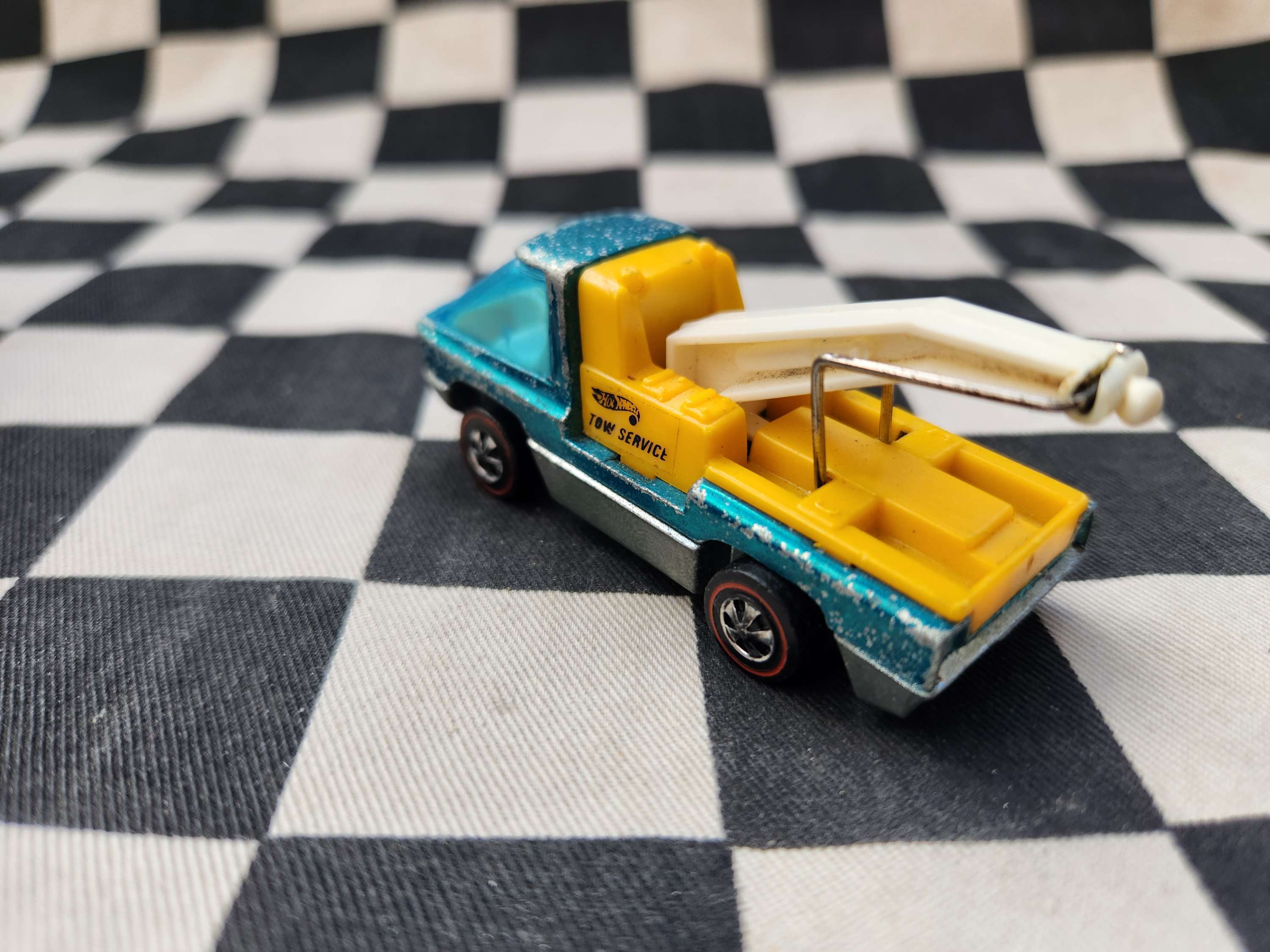 Vintage Loose Hot Wheels Redline Heavyweights Tow Truck Teal