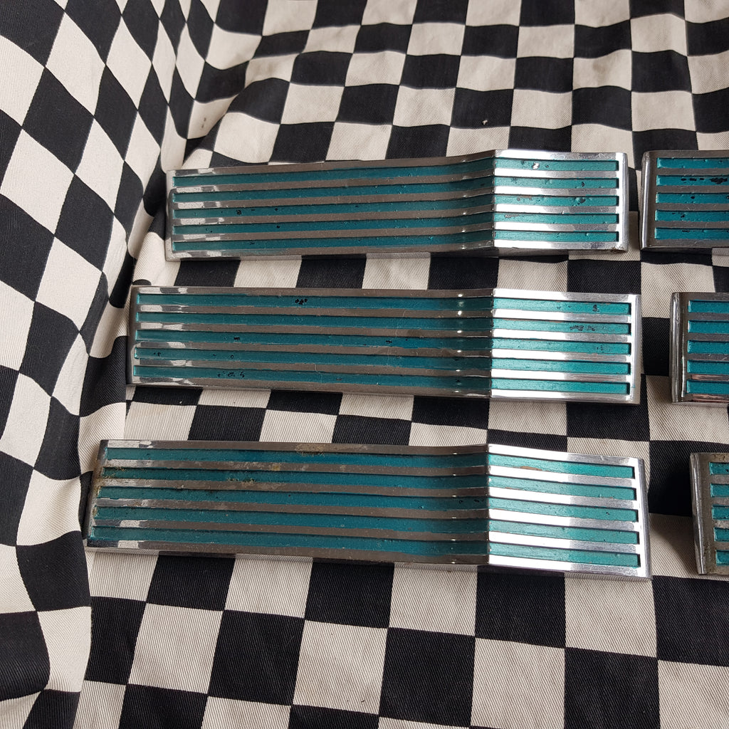 1962 Ford Thunderbird Rear Side Spears/Badges Full Set of 6