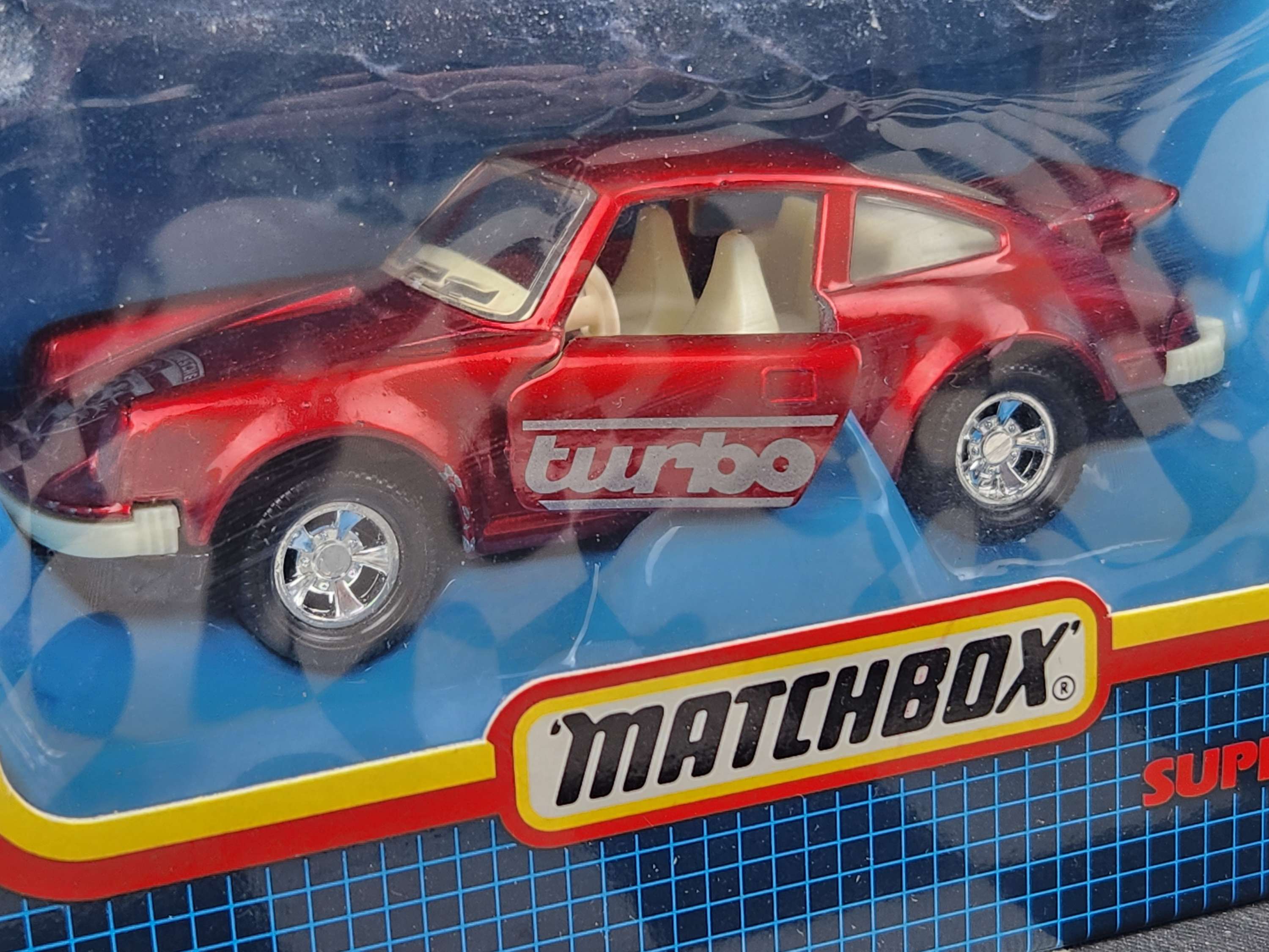 Matchbox Superkings Porsche 911 Turbo Red 1988 Boxed