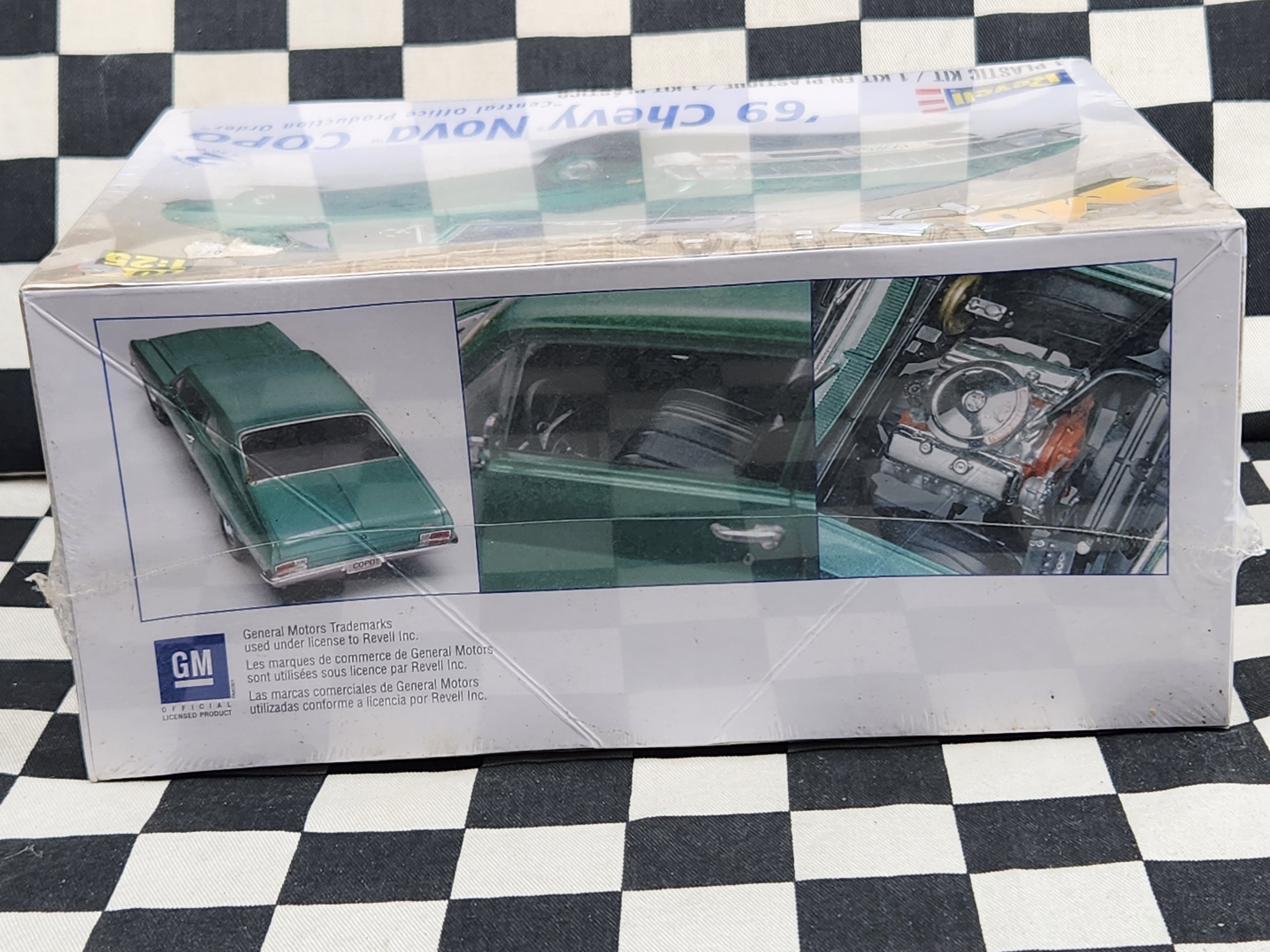 Revell 1:25 69 Chevy Nova COPO Plastic Model Kit
