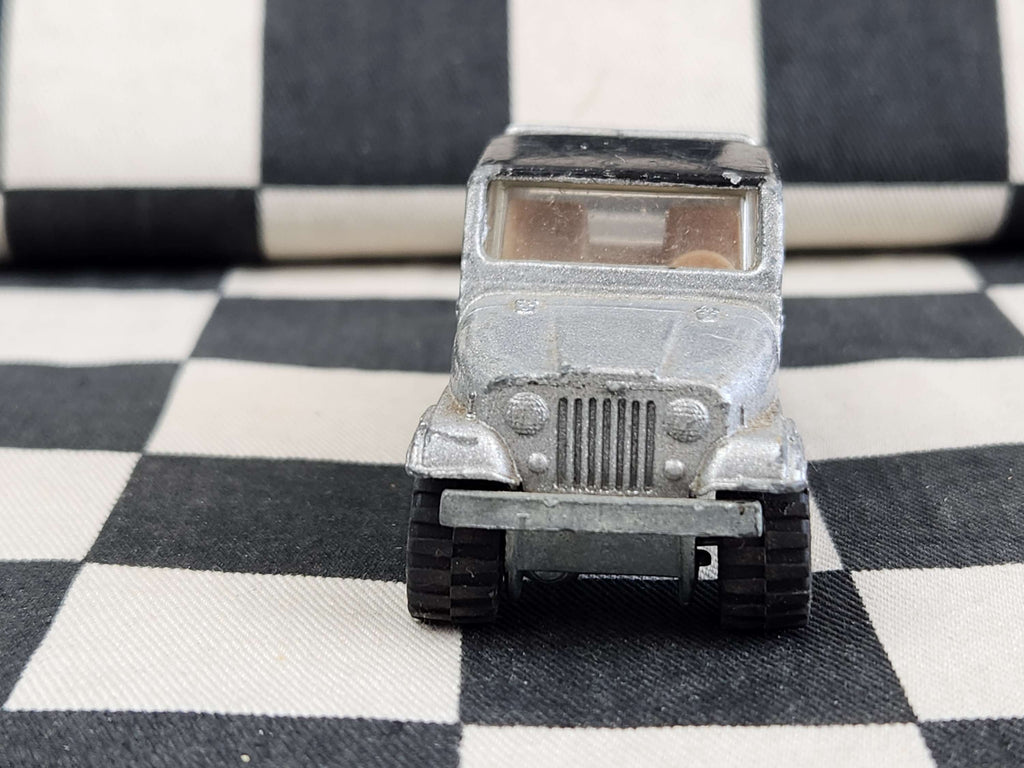 Vintage Loose Hot Wheels Jeep Scrambler Grey Hub Real Riders