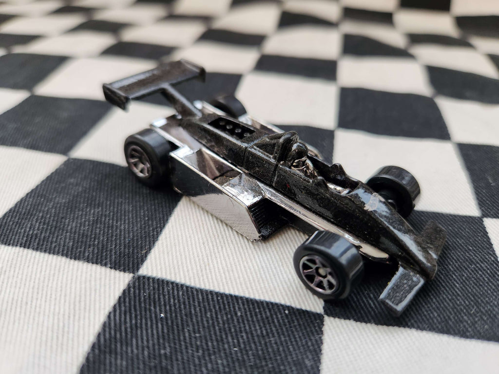 Hot Wheels Loose Indy Formula One Racer Black/Chrome